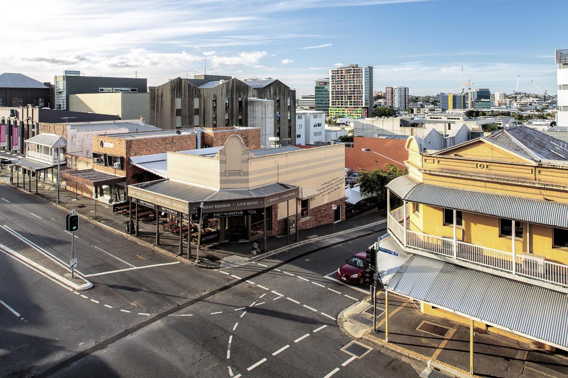 Central Brunswick Apartment Hotel - Photo 72