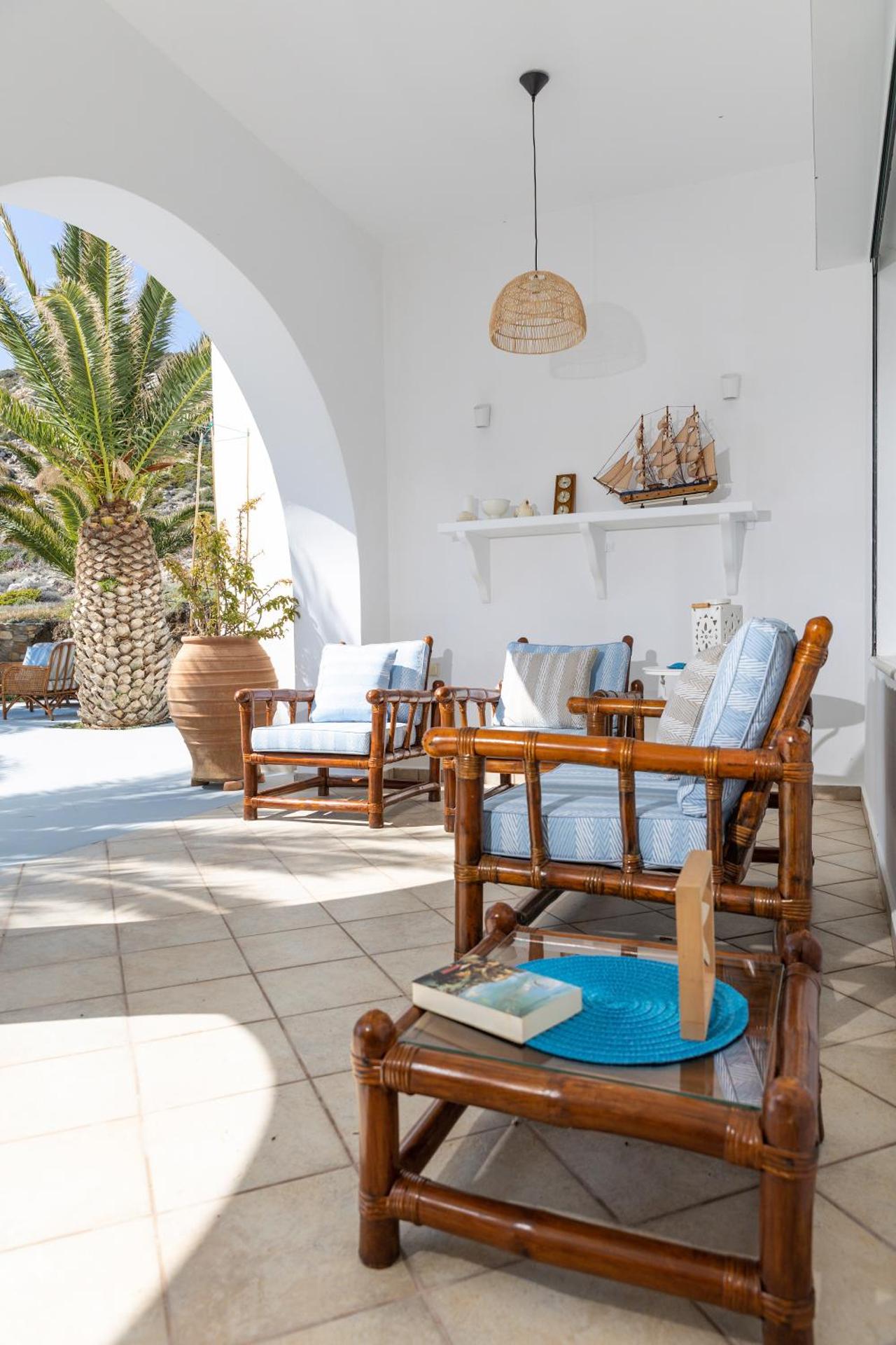 Naxos Beach Front Villa ''Moments'' - Photo 10
