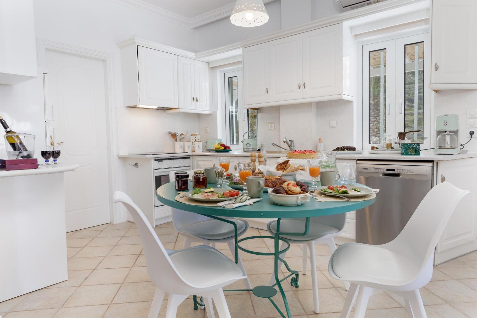 Naxos Beach Front Villa ''Moments'' - Photo 19
