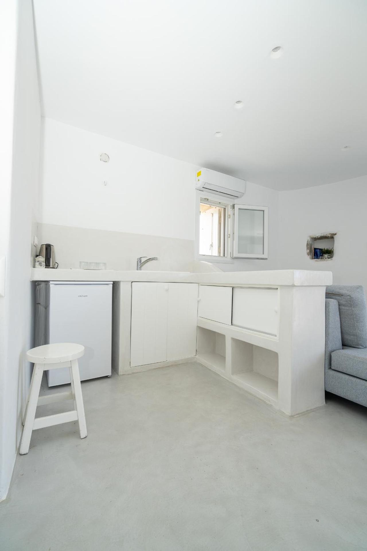 Suite Agia Irene Kythnos - Photo 10