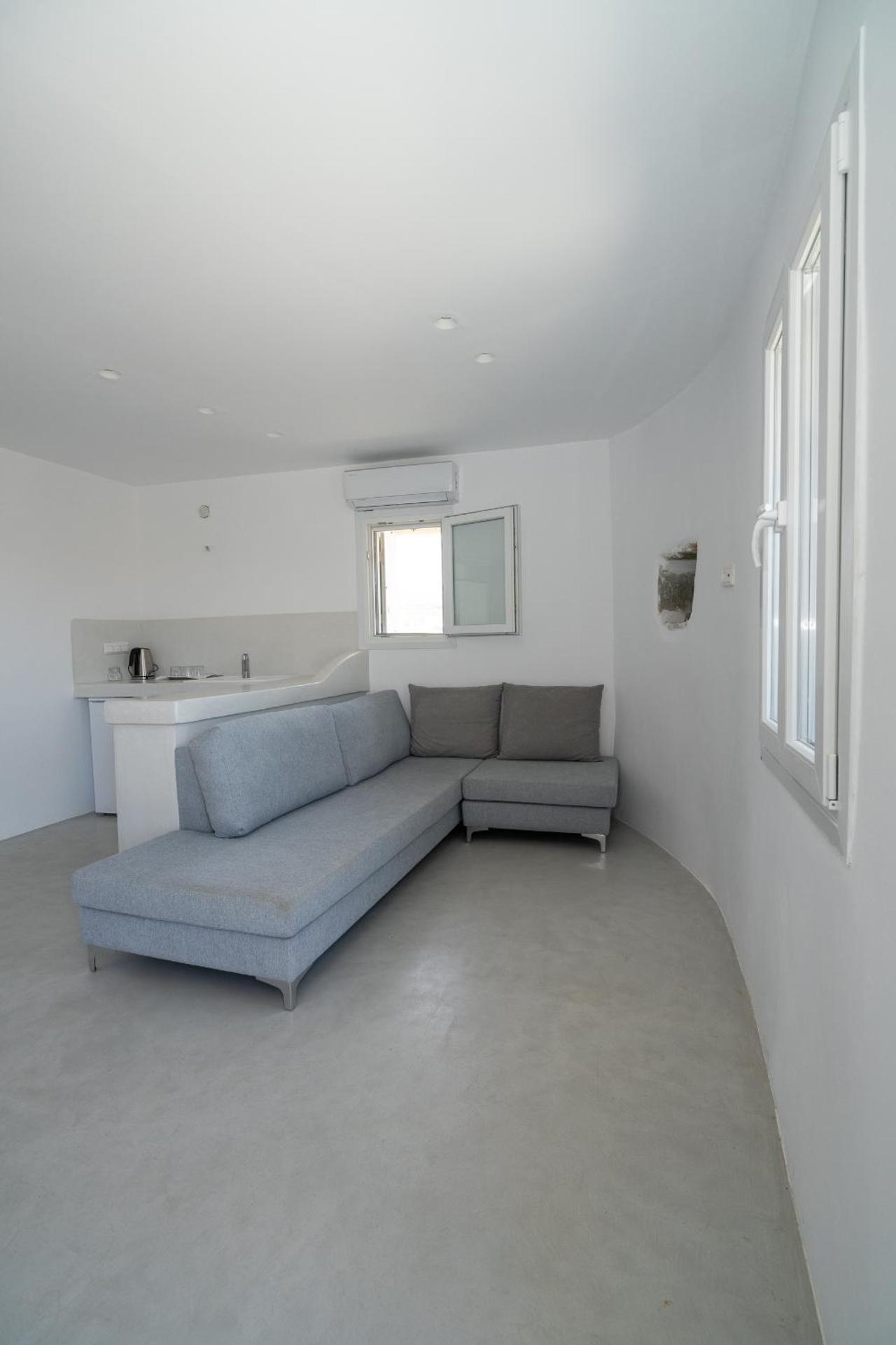 Suite Agia Irene Kythnos - Photo 15