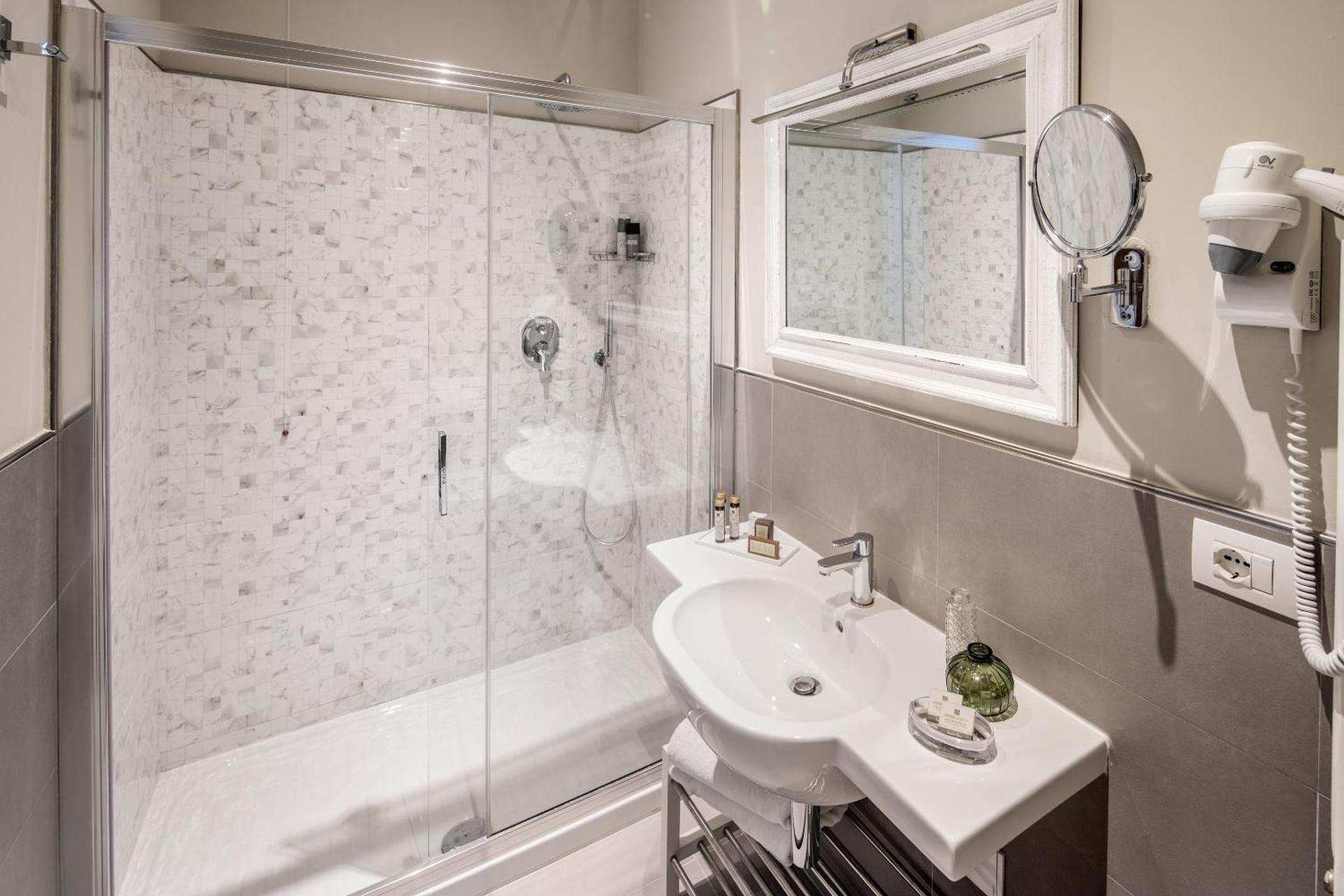 Hotel Lido - Photo 40