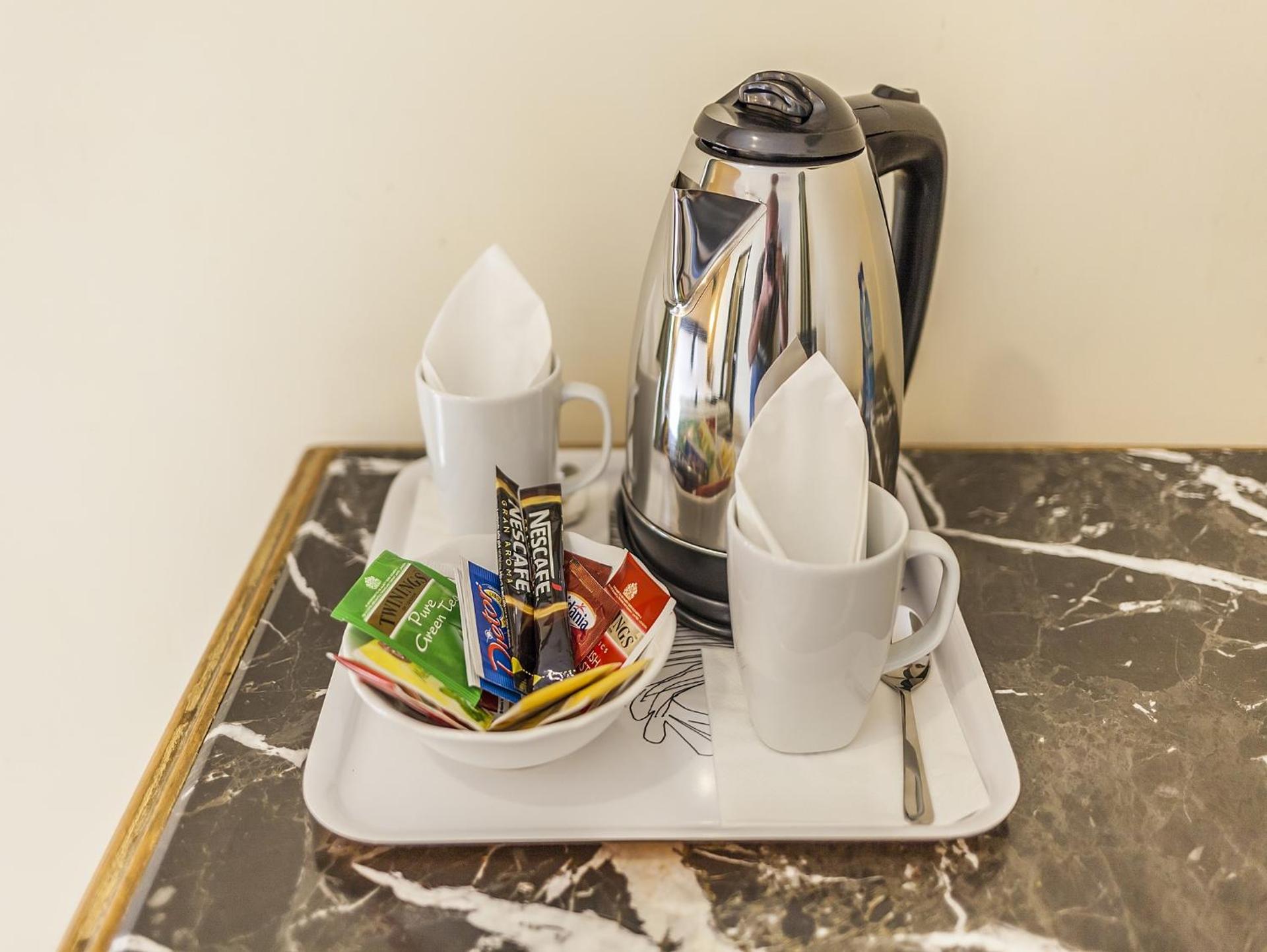 Hotel Regina Giovanna - Photo 4