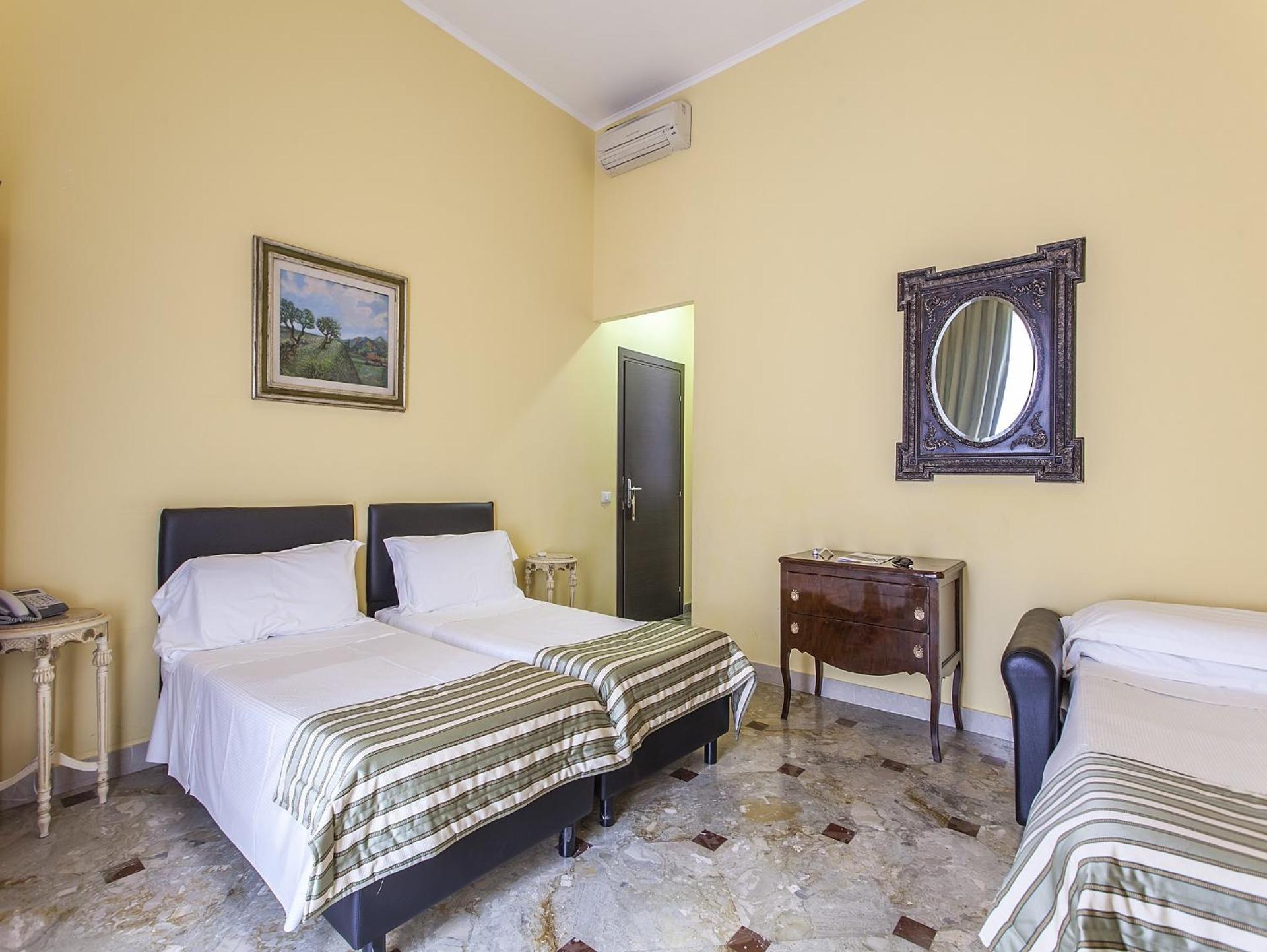 Hotel Regina Giovanna - Photo 36