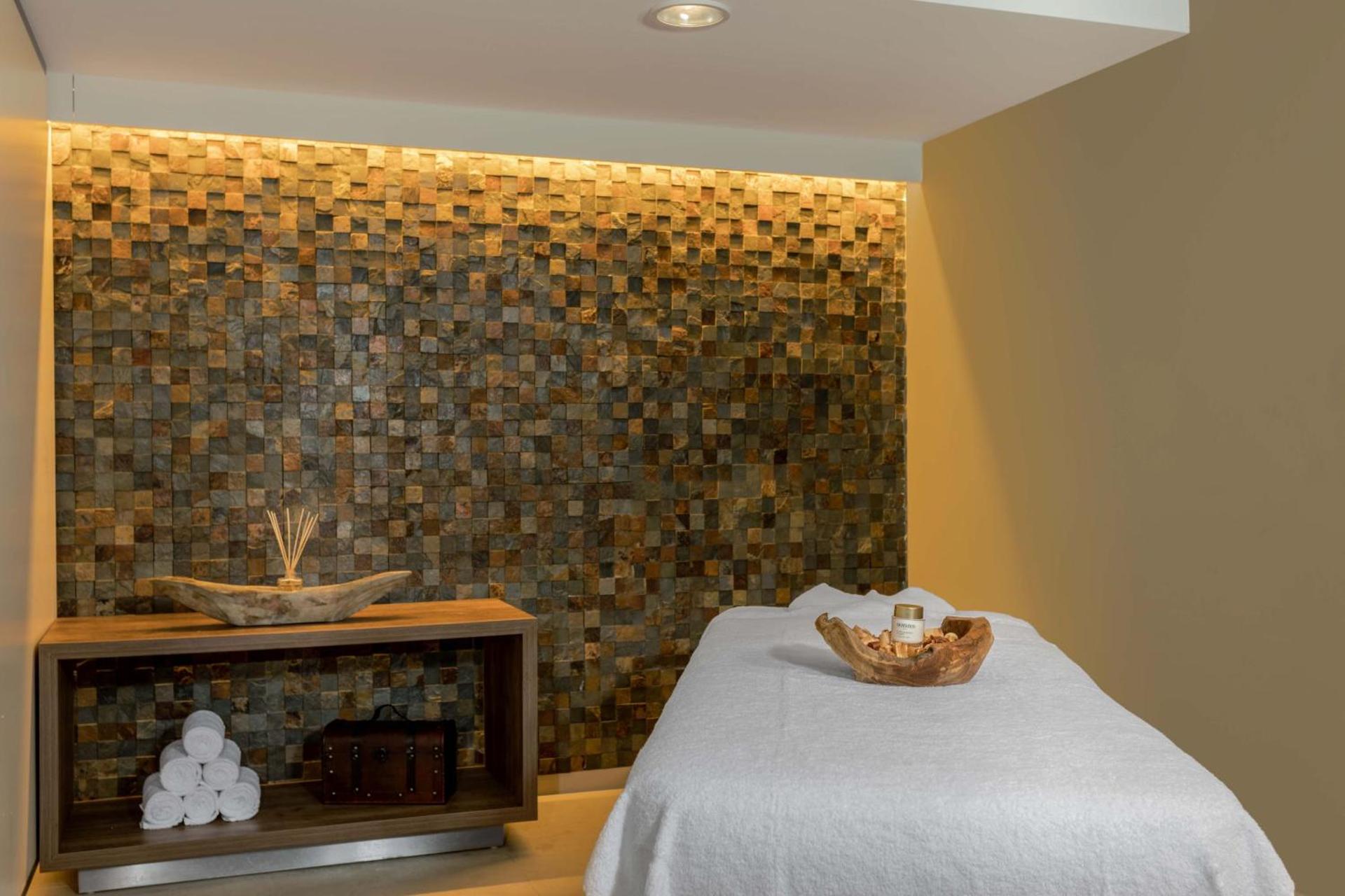 Four Points by Sheraton Munich Arabellapark - Photo 18
