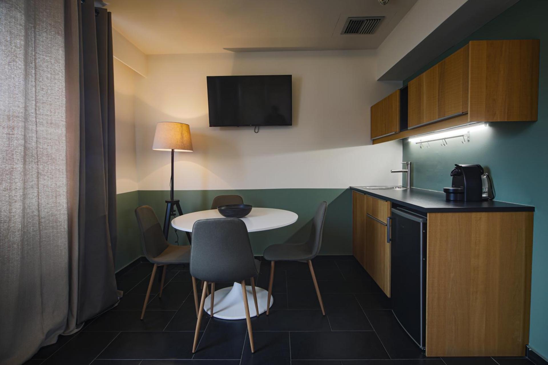 Elite Ermou Suites - Photo 19