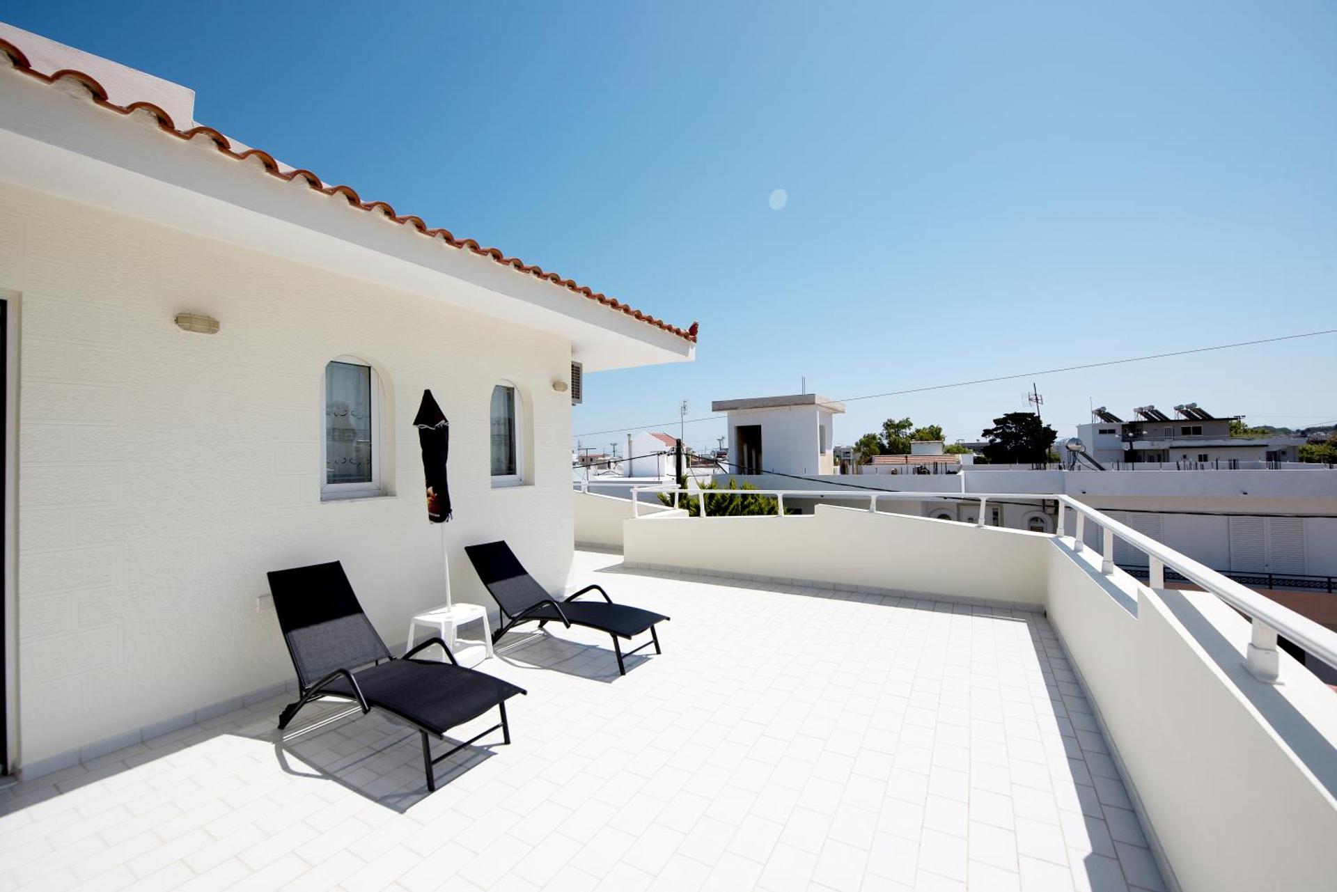 Maria Studios & Apartments - Photo 13