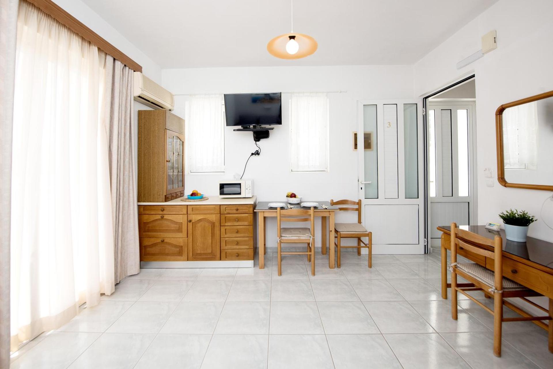 Maria Studios & Apartments - Photo 9