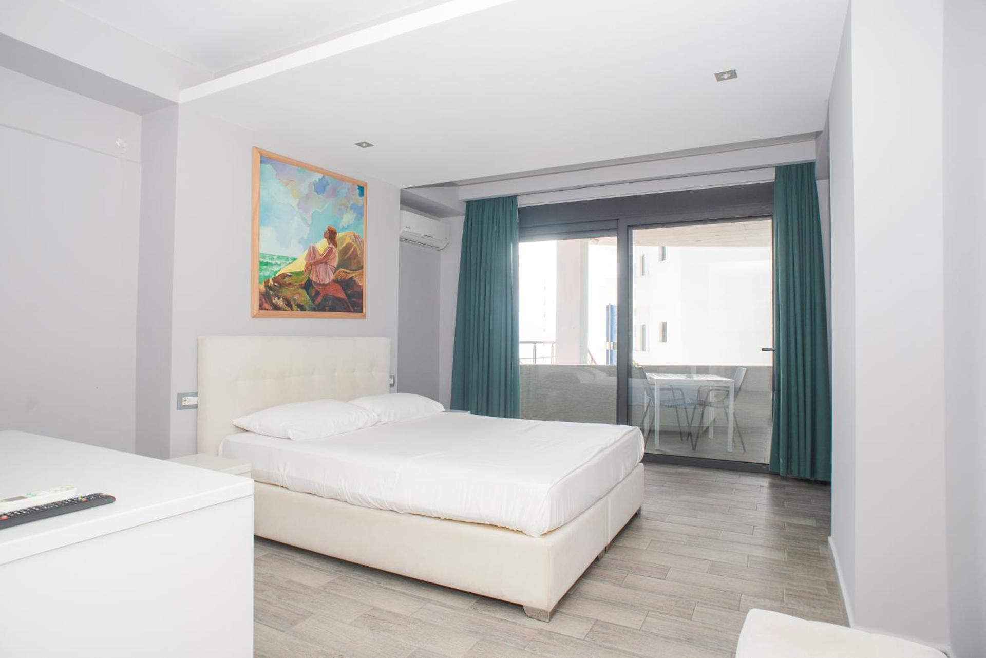 Hotel Saranda International - Photo 26