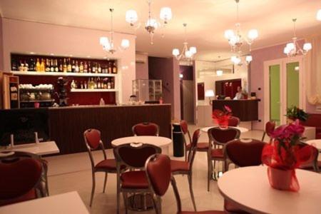 Hotel Perla Dello Ionio - Photo 6