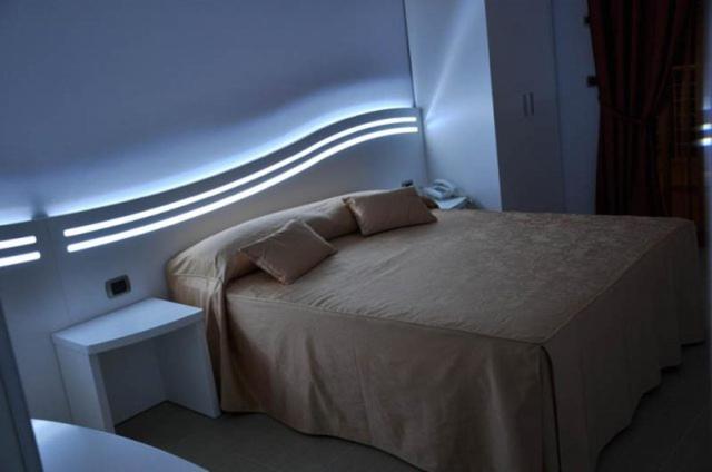 Hotel Perla Dello Ionio - Photo 23