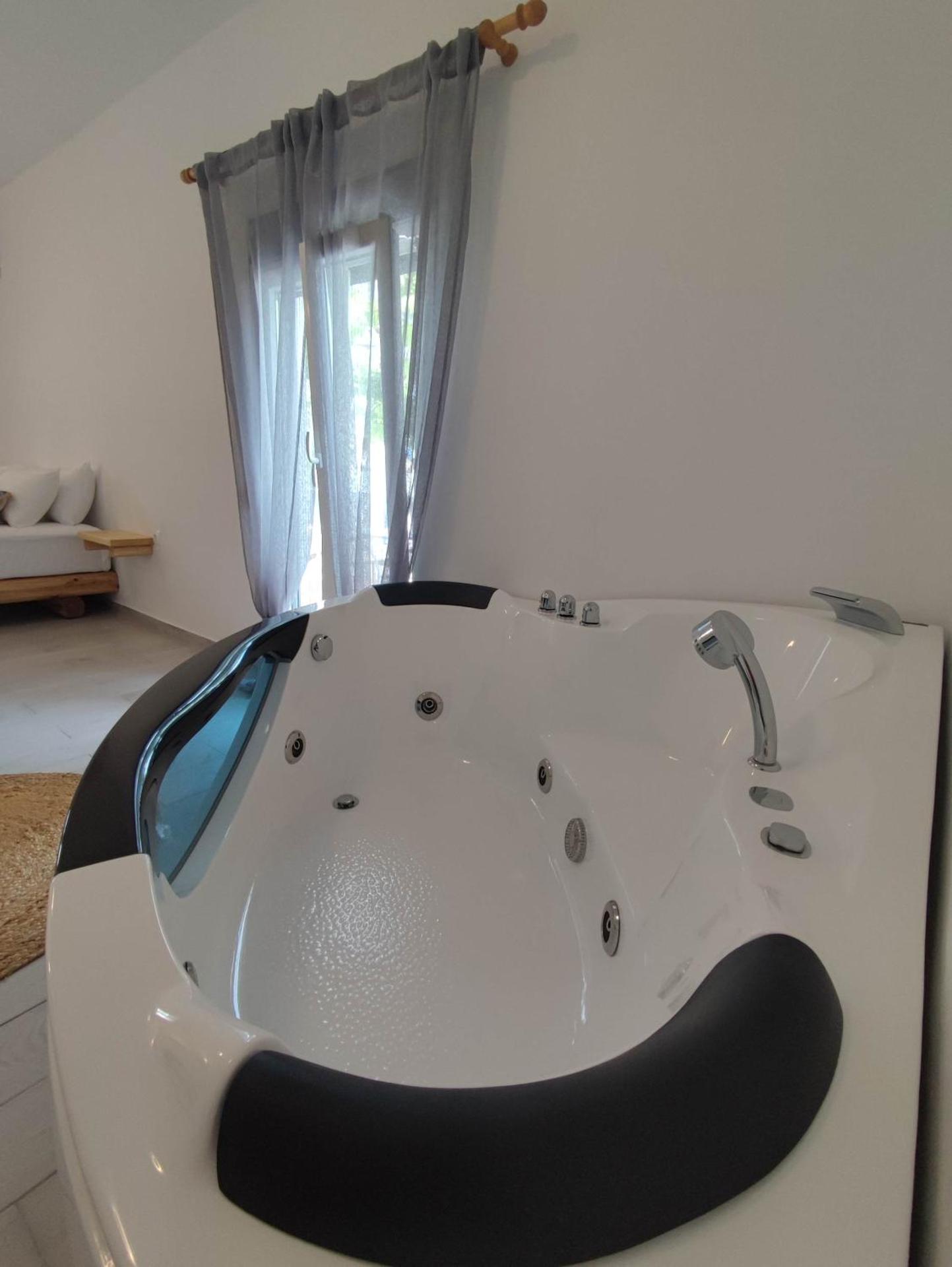 Agnanti Hotel - Photo 17