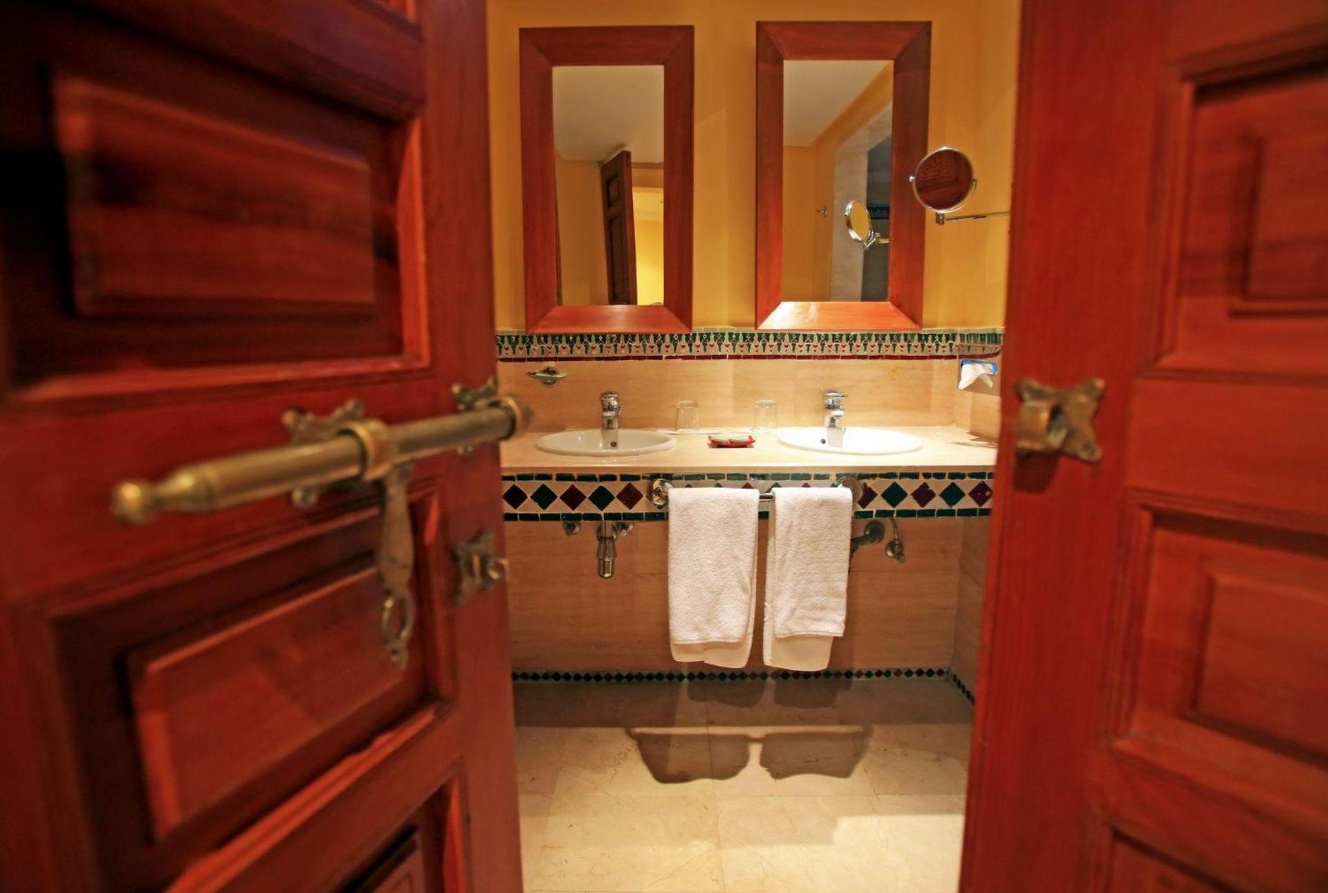 Rose Aqua Park Hotel - Photo 22