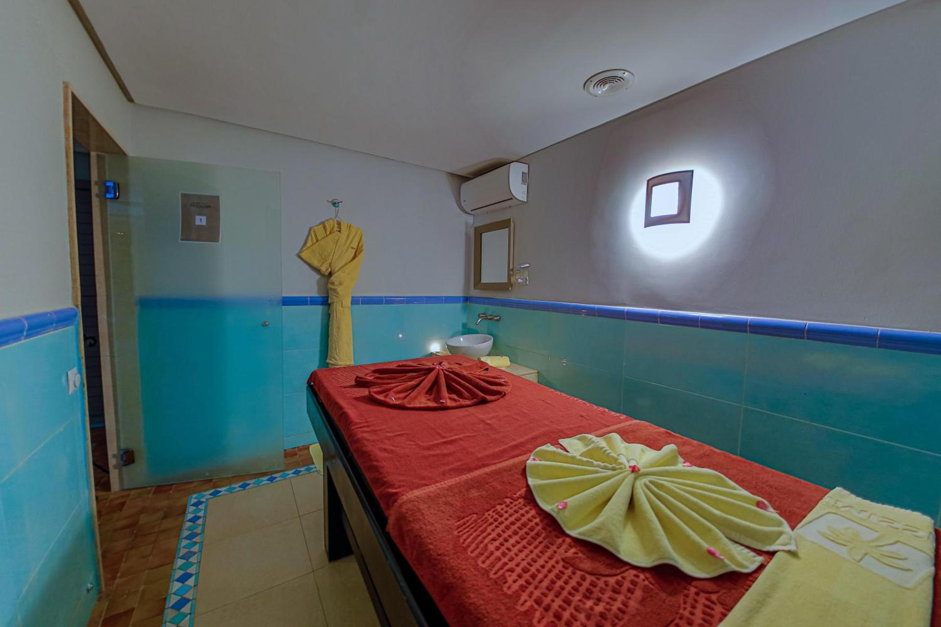 Rose Aqua Park Hotel - Photo 97