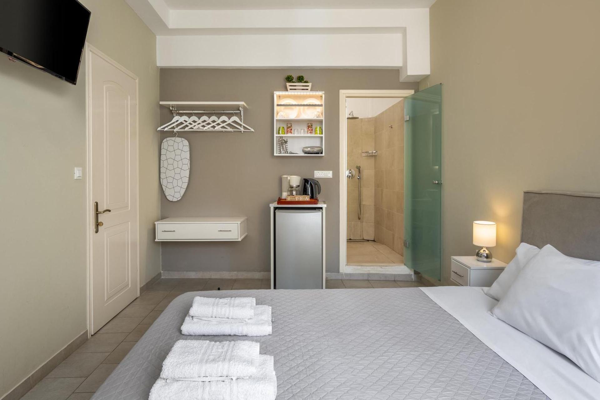 Maravelia's Rooms - Photo 17
