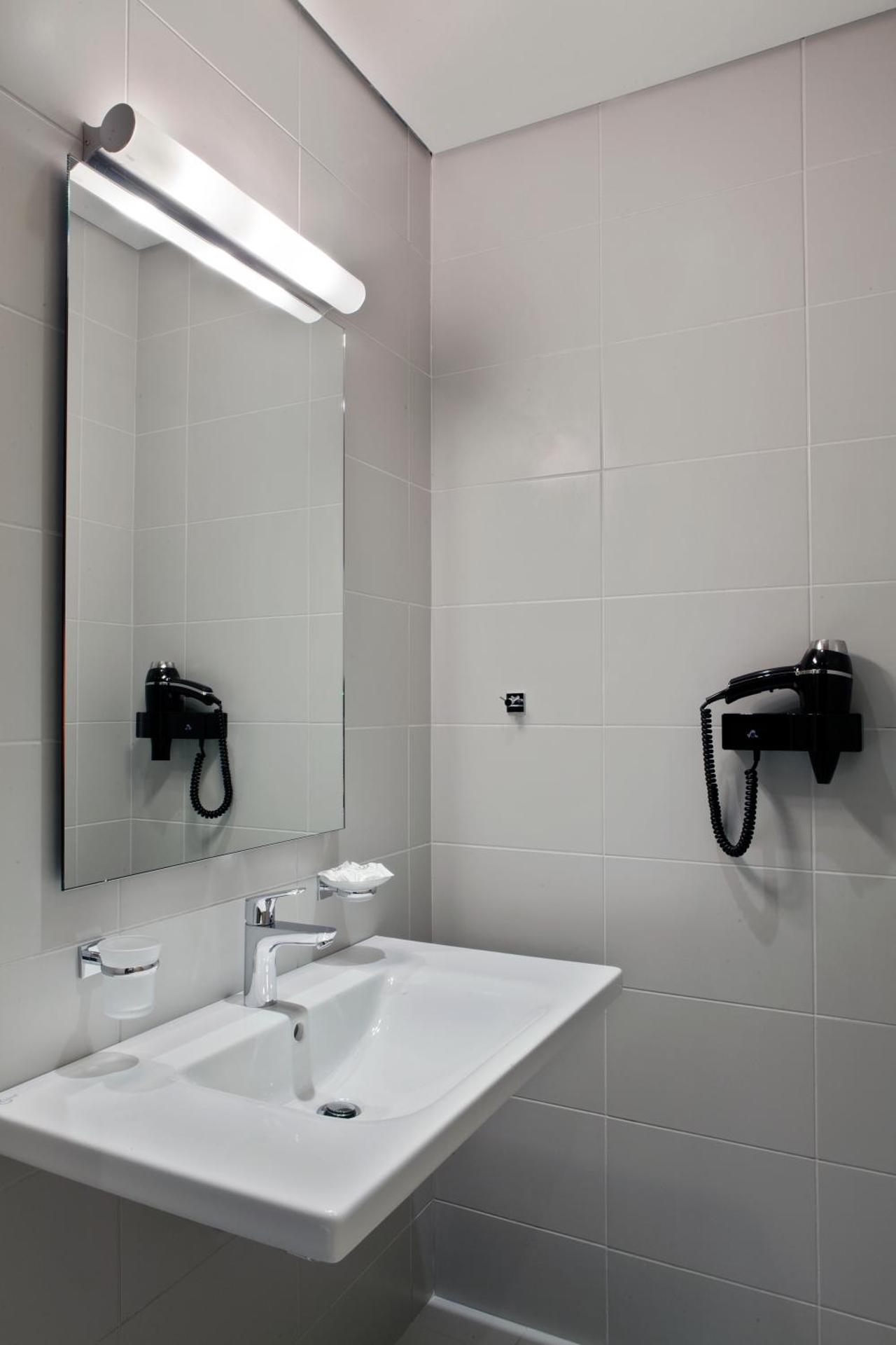 Phidias Piraeus Hotel - Photo 118