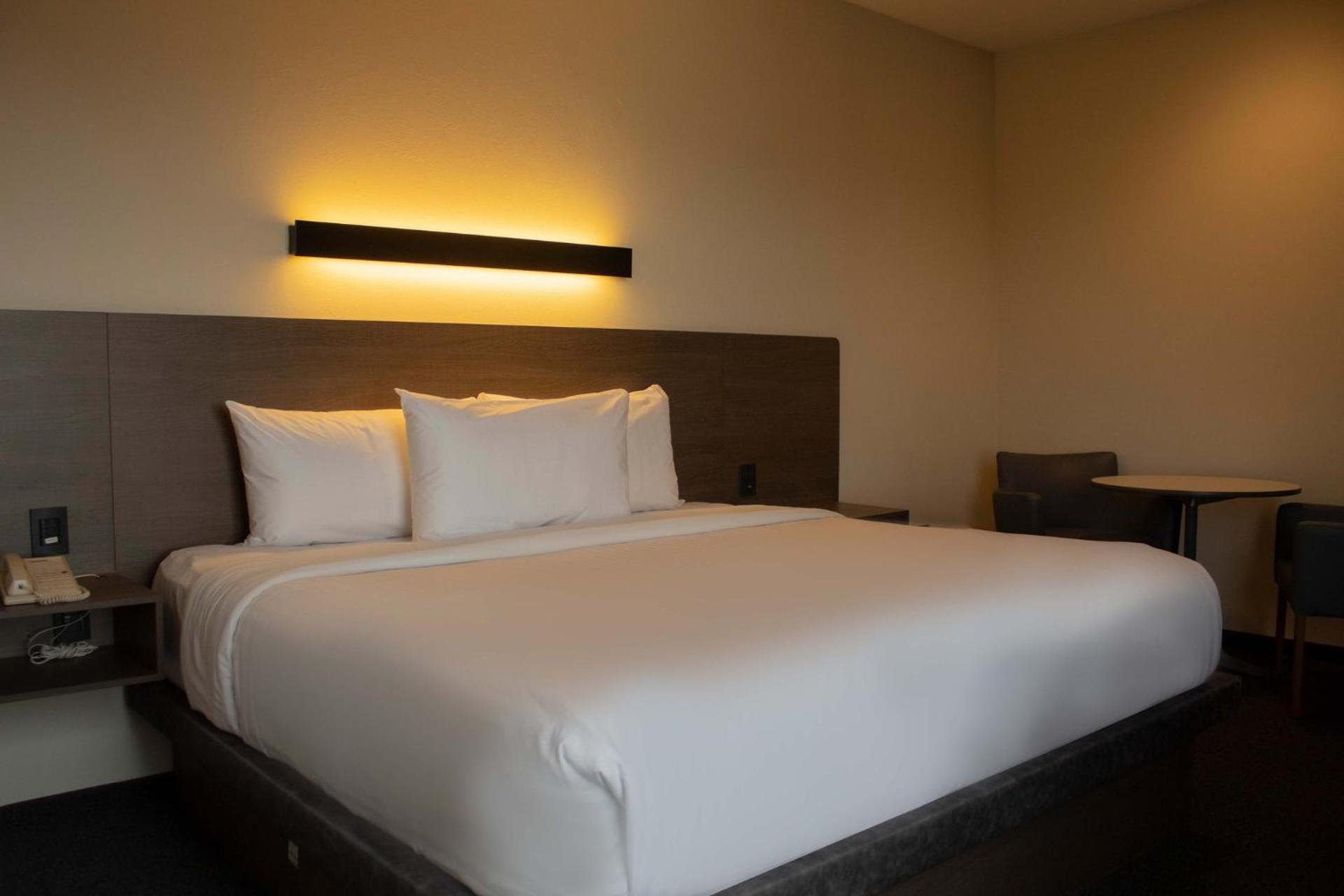 Holiday Inn Express Mexico City Satelite by IHG - Photo 66