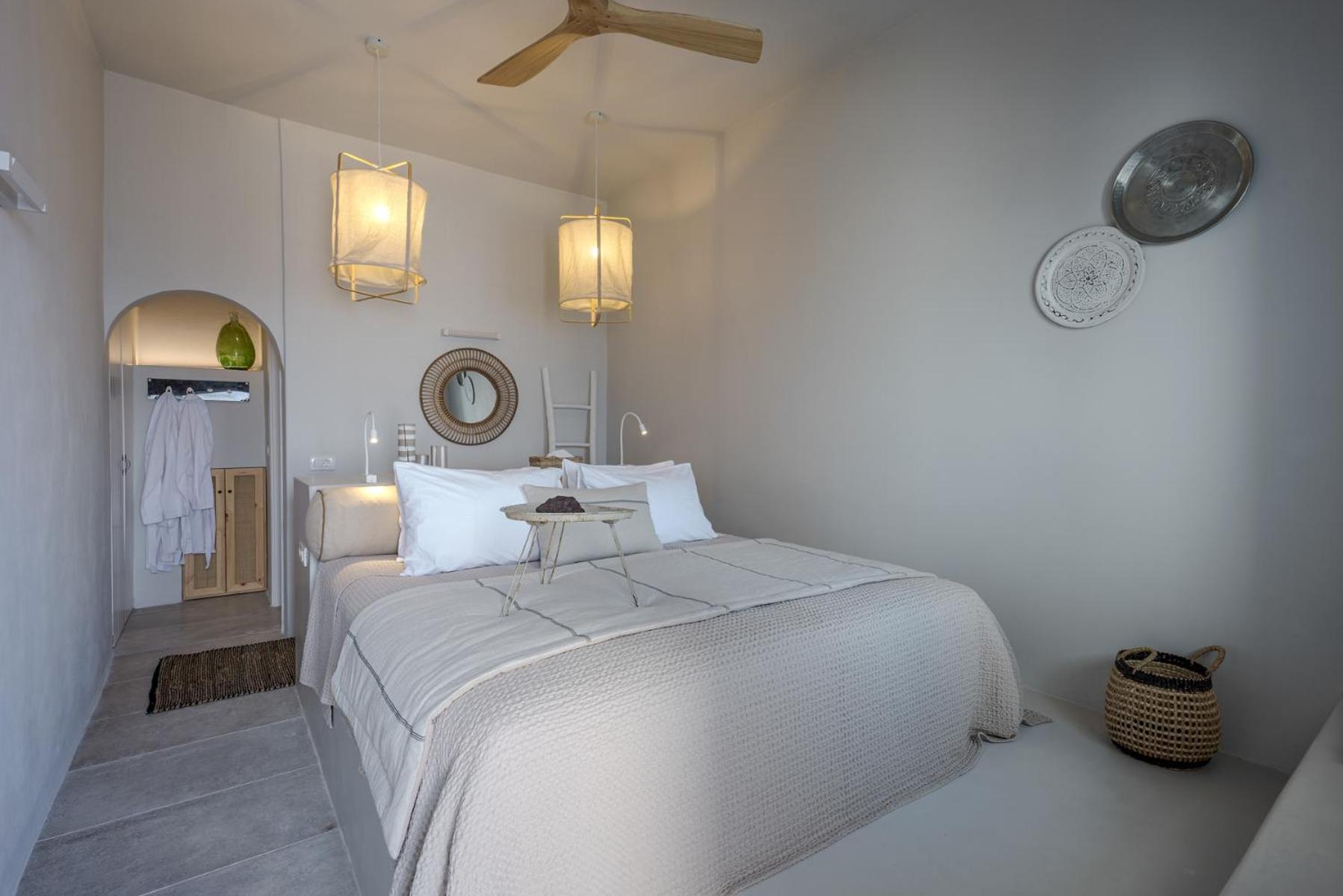 Grand View - Megalochori Santorini - Photo 29