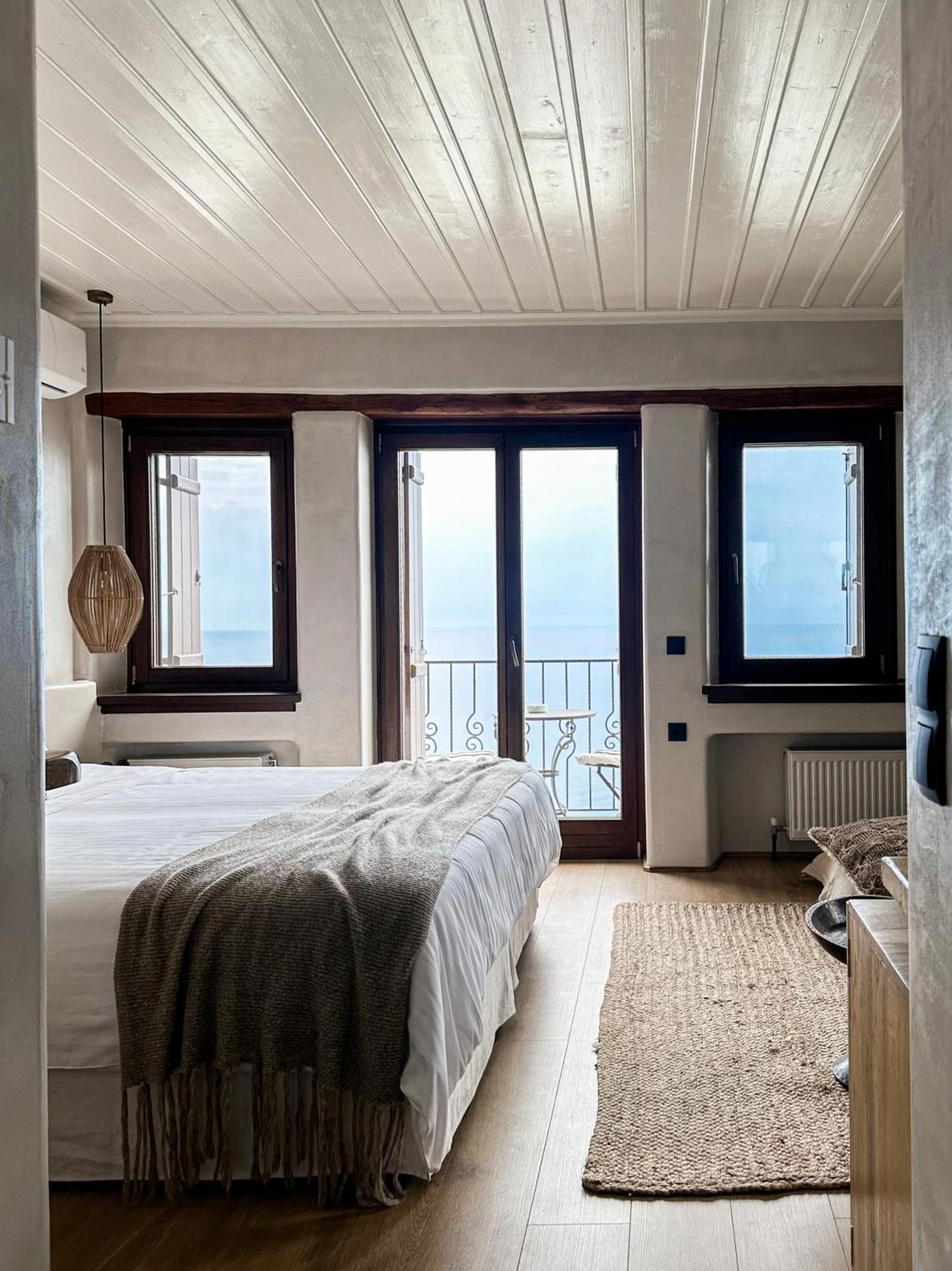 Superior Double Room - Photo 3