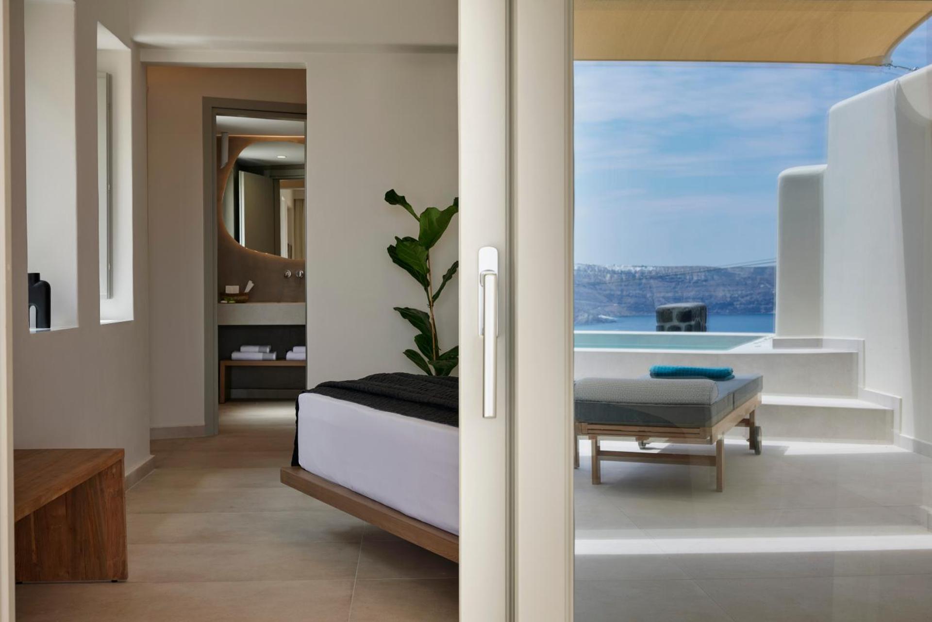 Apanemo Hotel & Suites - Photo 46