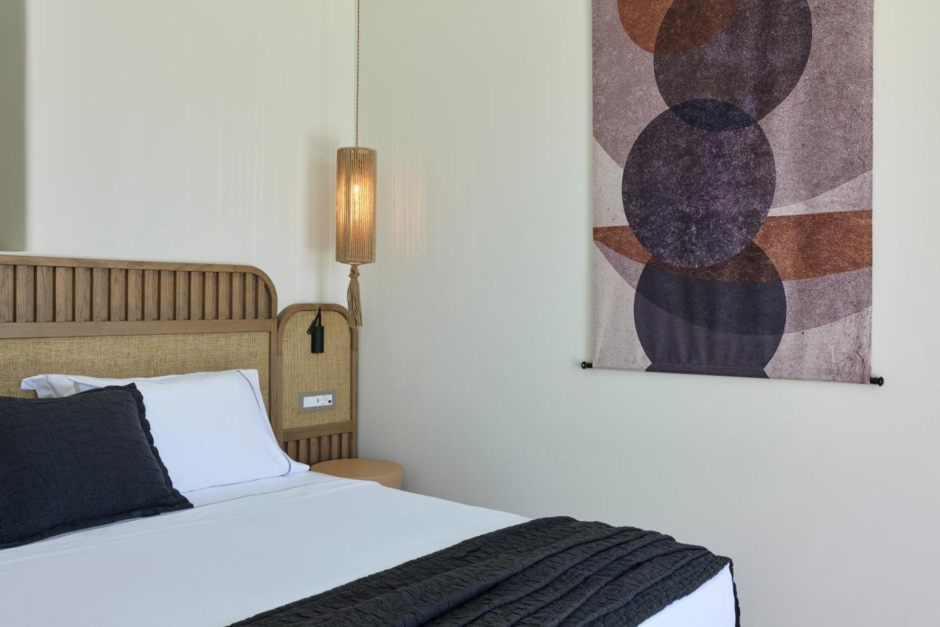 Apanemo Hotel & Suites - Photo 61