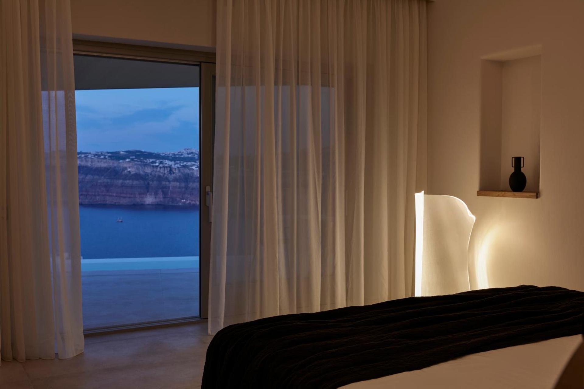 Apanemo Hotel & Suites - Photo 87