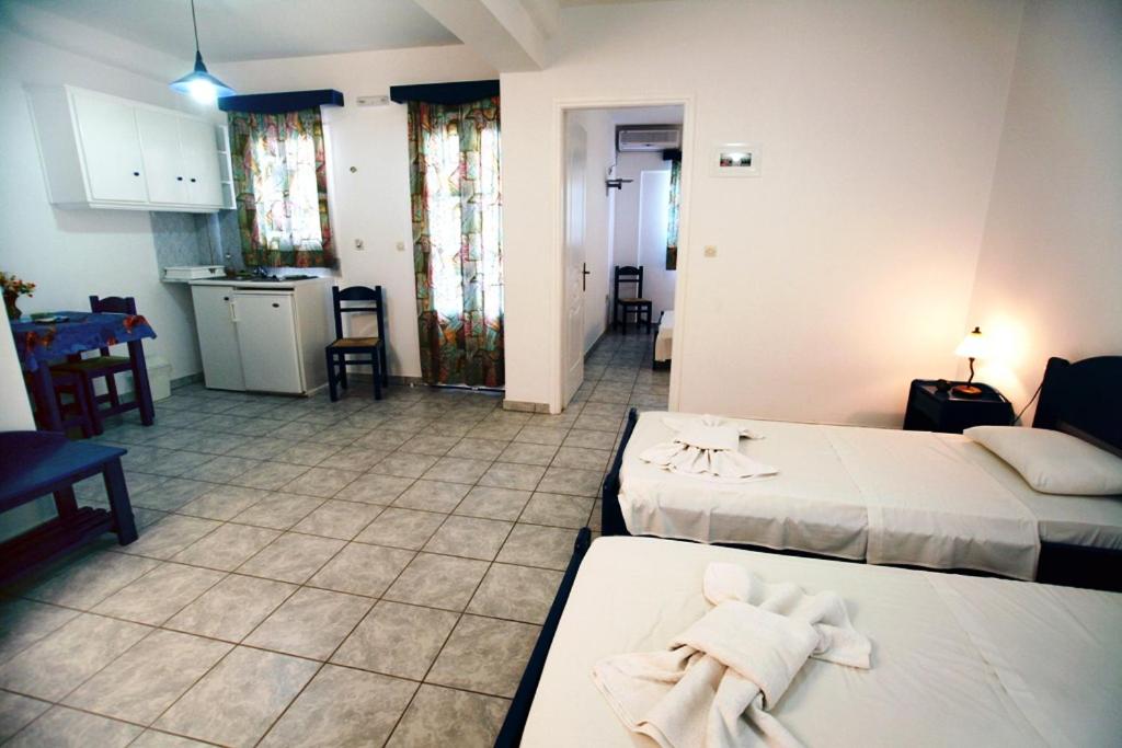 Deep Blue Studios - Photo 17