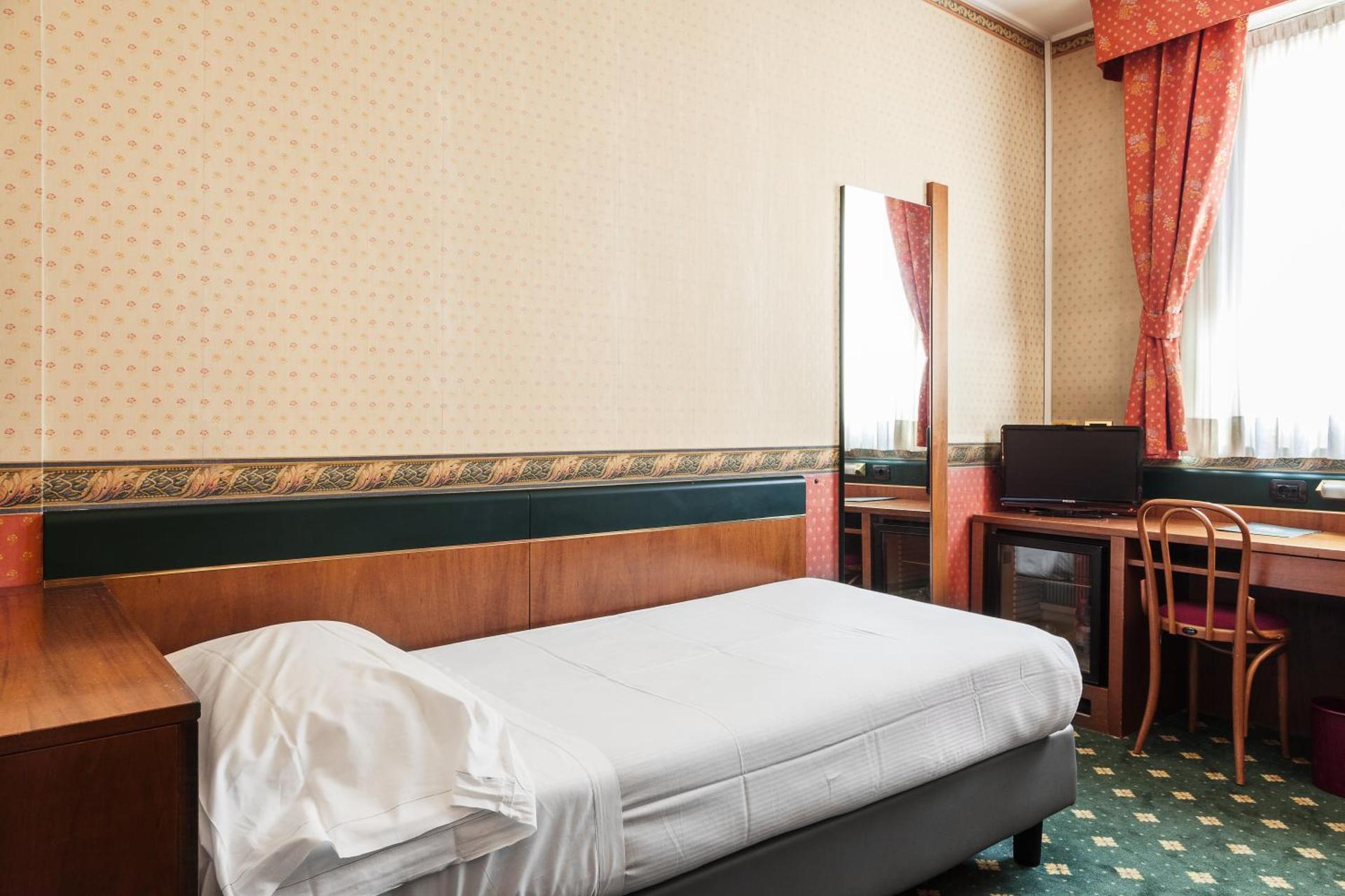 Hotel Des Etrangers - Photo 4