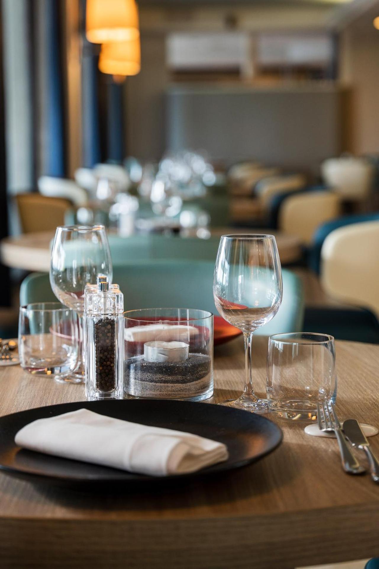 Hotel Orient & Pacific - Photo 24