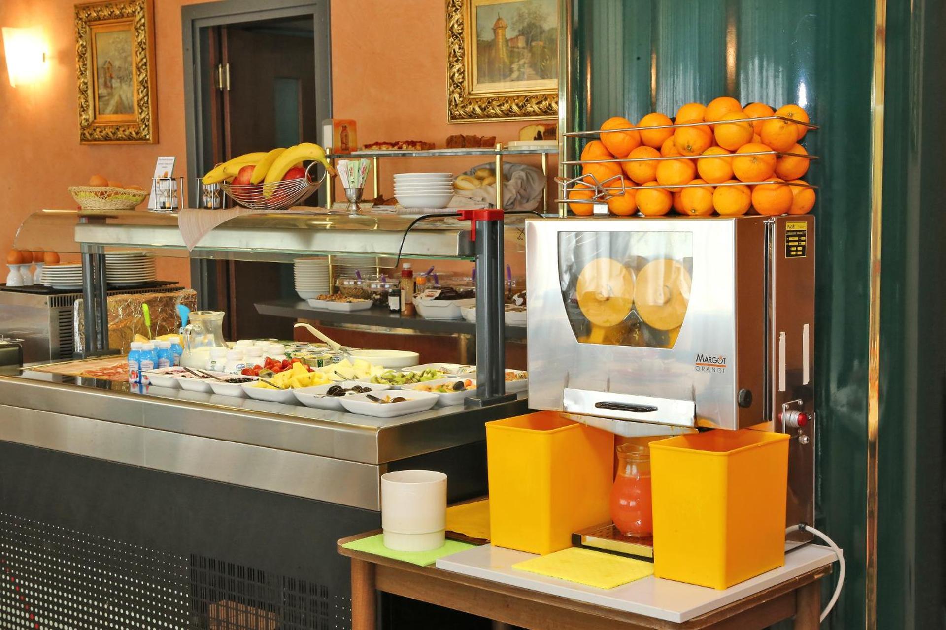 Hotel Le Ville - Photo 8