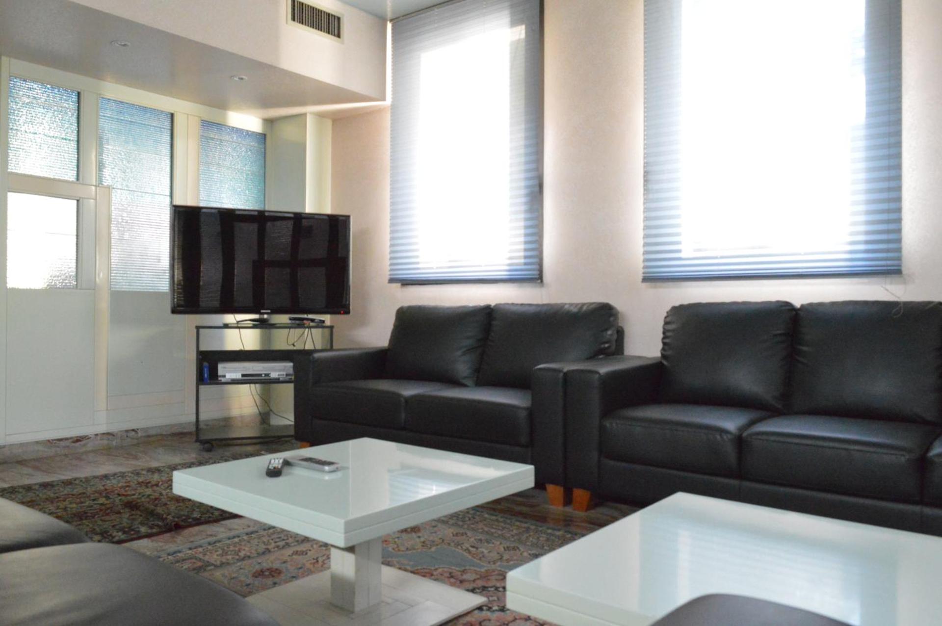 Hotel Alexander - Photo 21