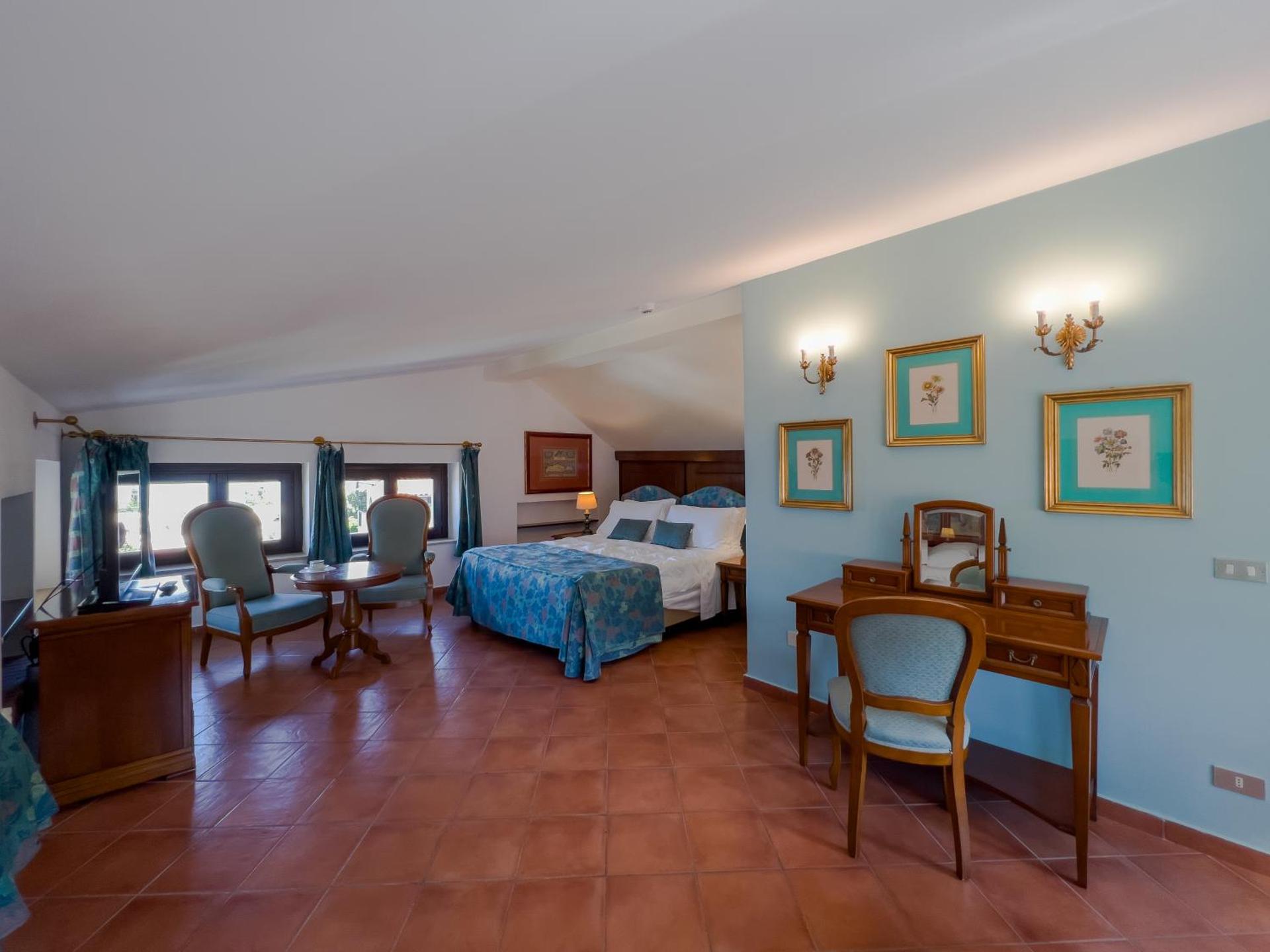 Hotel Sirius - Photo 33