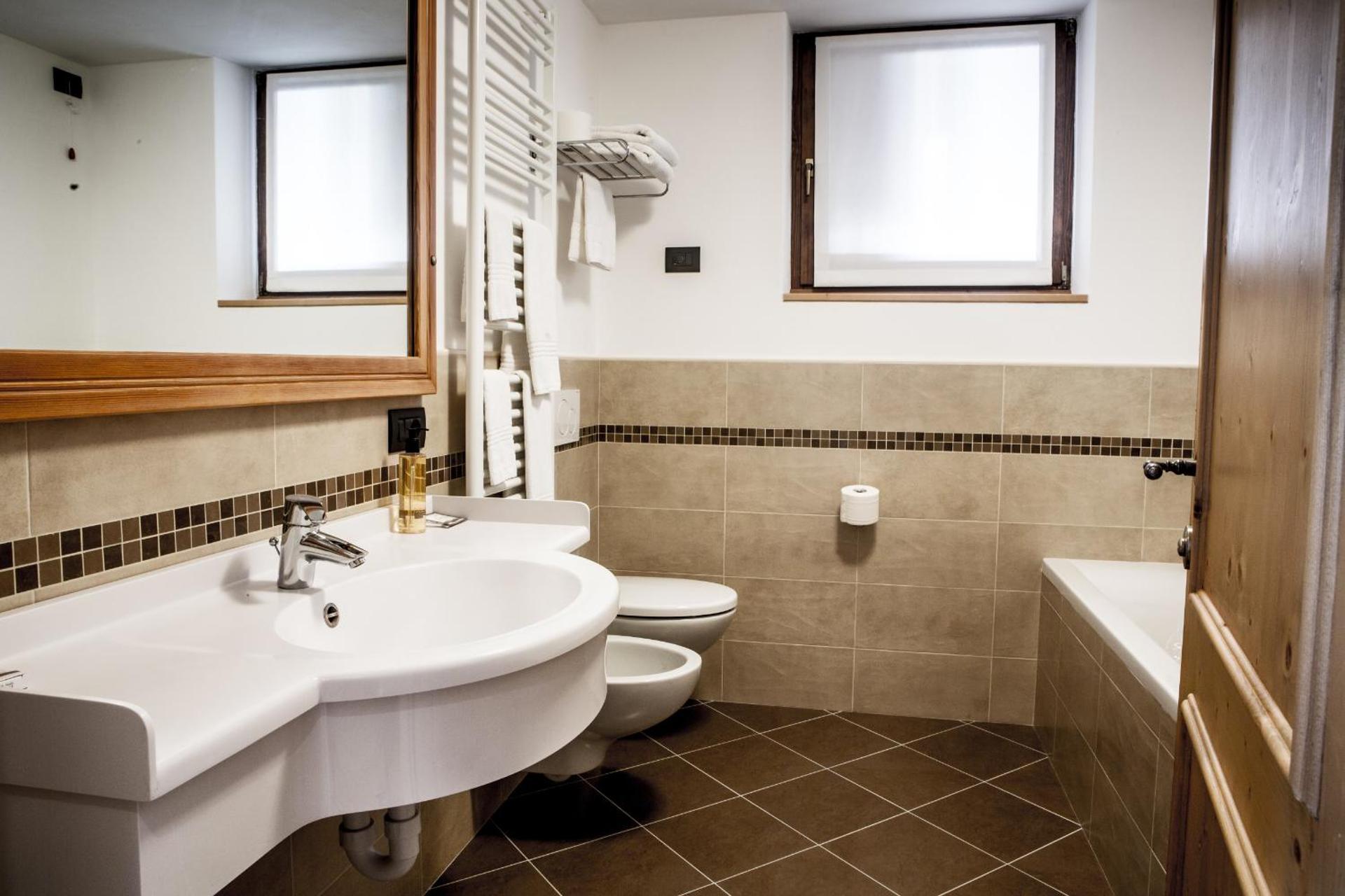 Alpen Resort Bivio - Photo 24