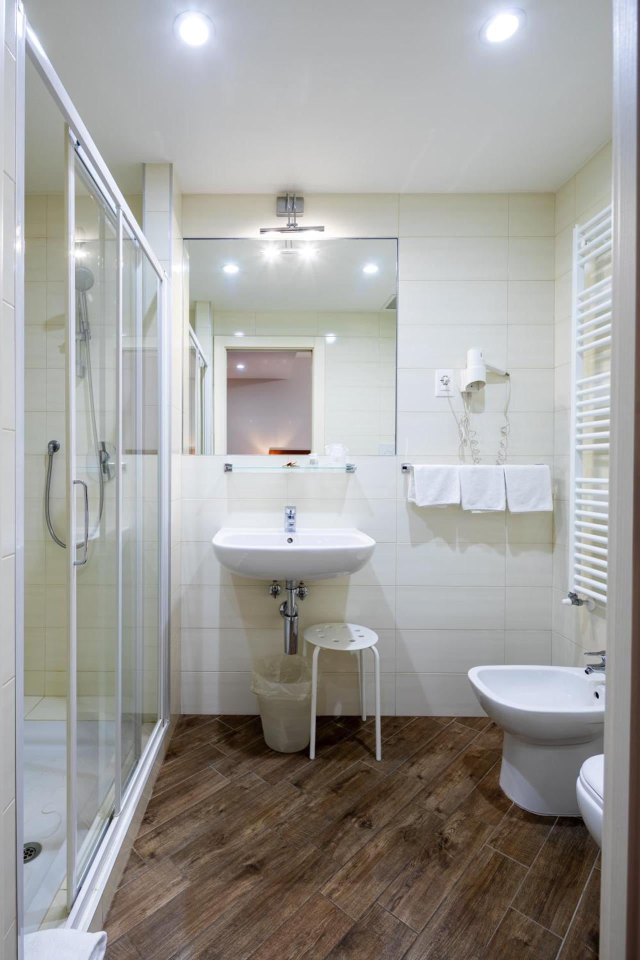 Hotel Excelsior Pavia - Photo 57