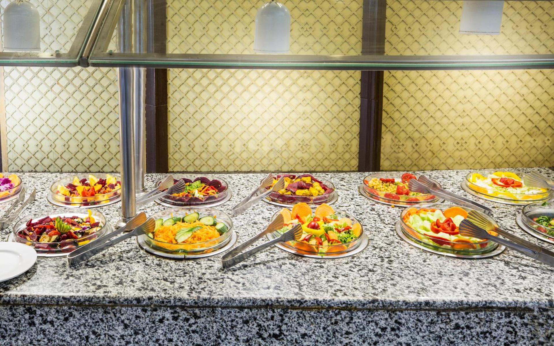 Pyramisa Hotel Luxor - Photo 81