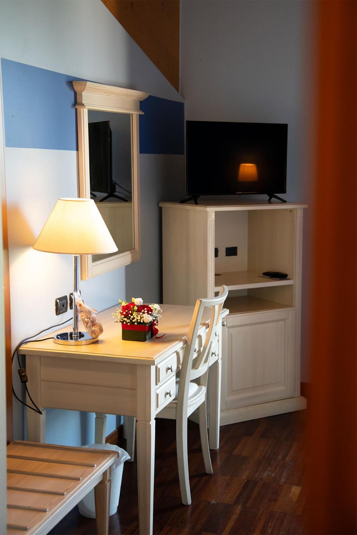 Hotel Ristorante Vecchia Riva - Photo 27