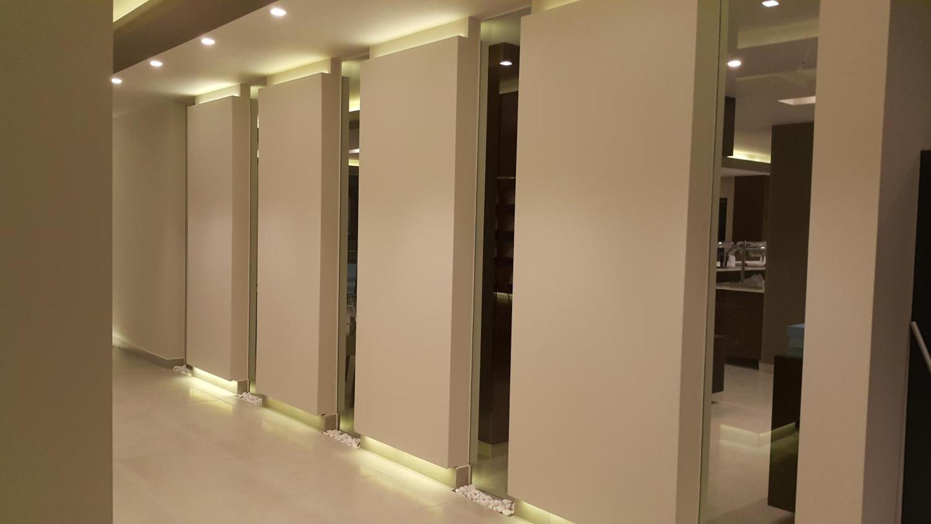 Cosmopolitan Hotel - Photo 64