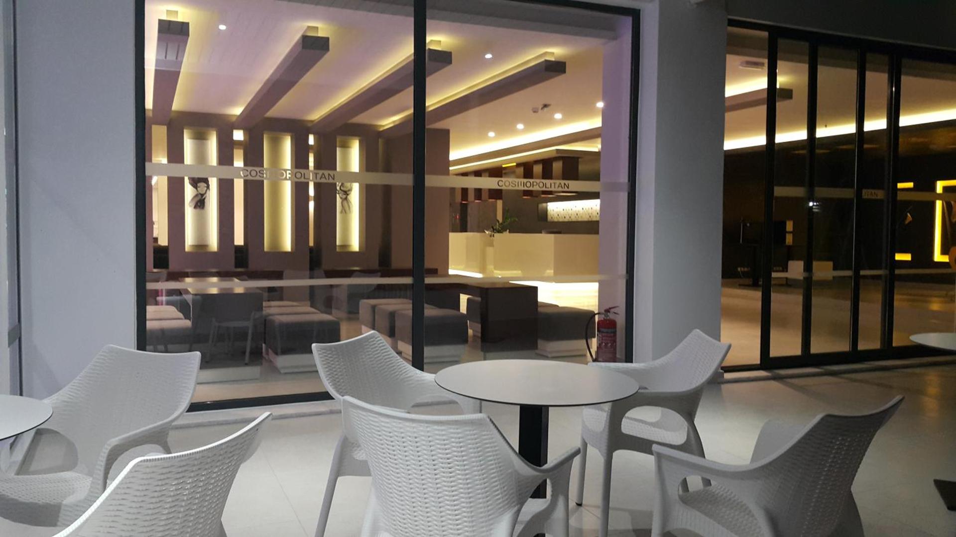 Cosmopolitan Hotel - Photo 63