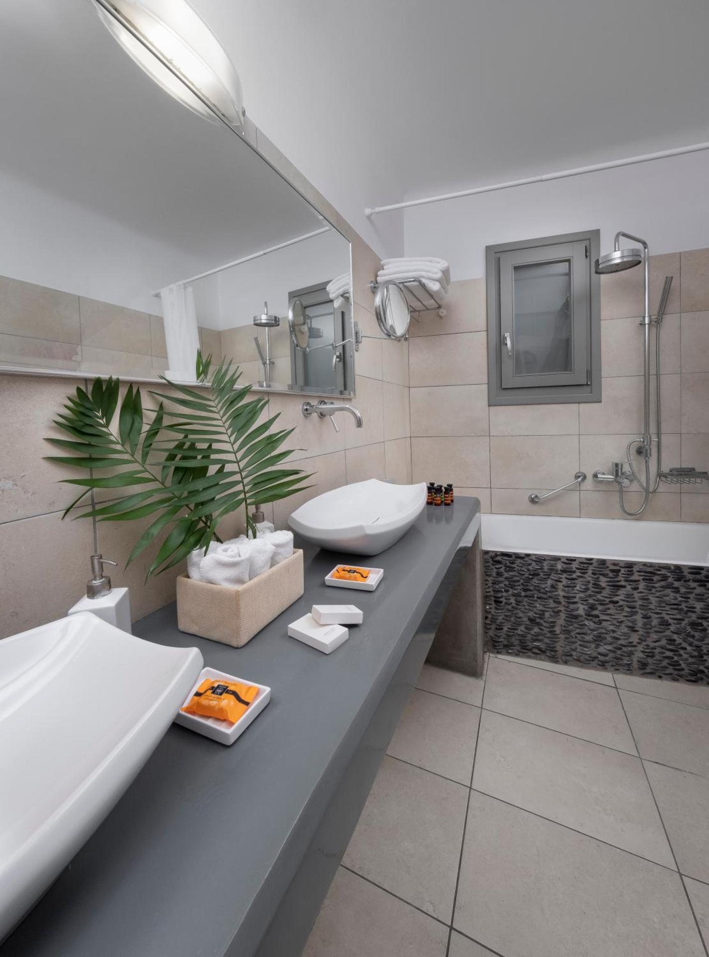 Deliades Hotel - Photo 126