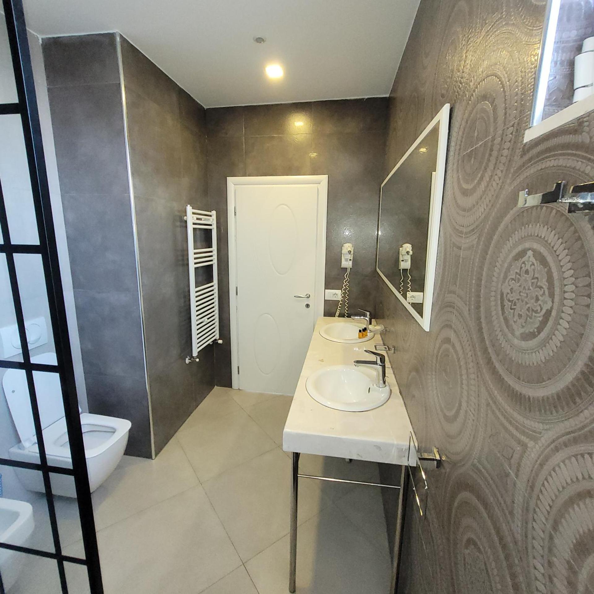 Hotel Erandi - Photo 49