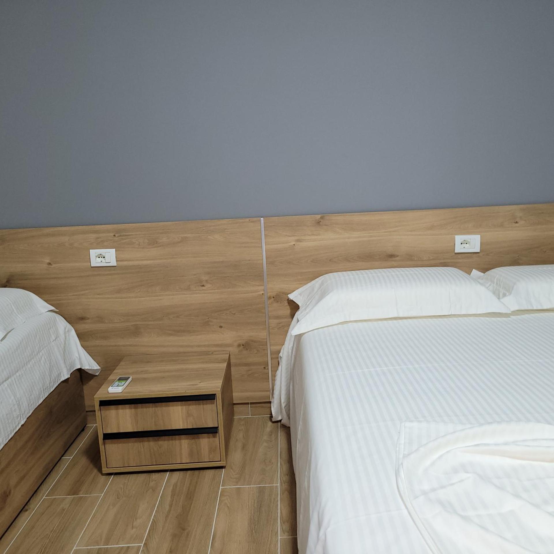 Double Room with Extra Bed - Photo 3