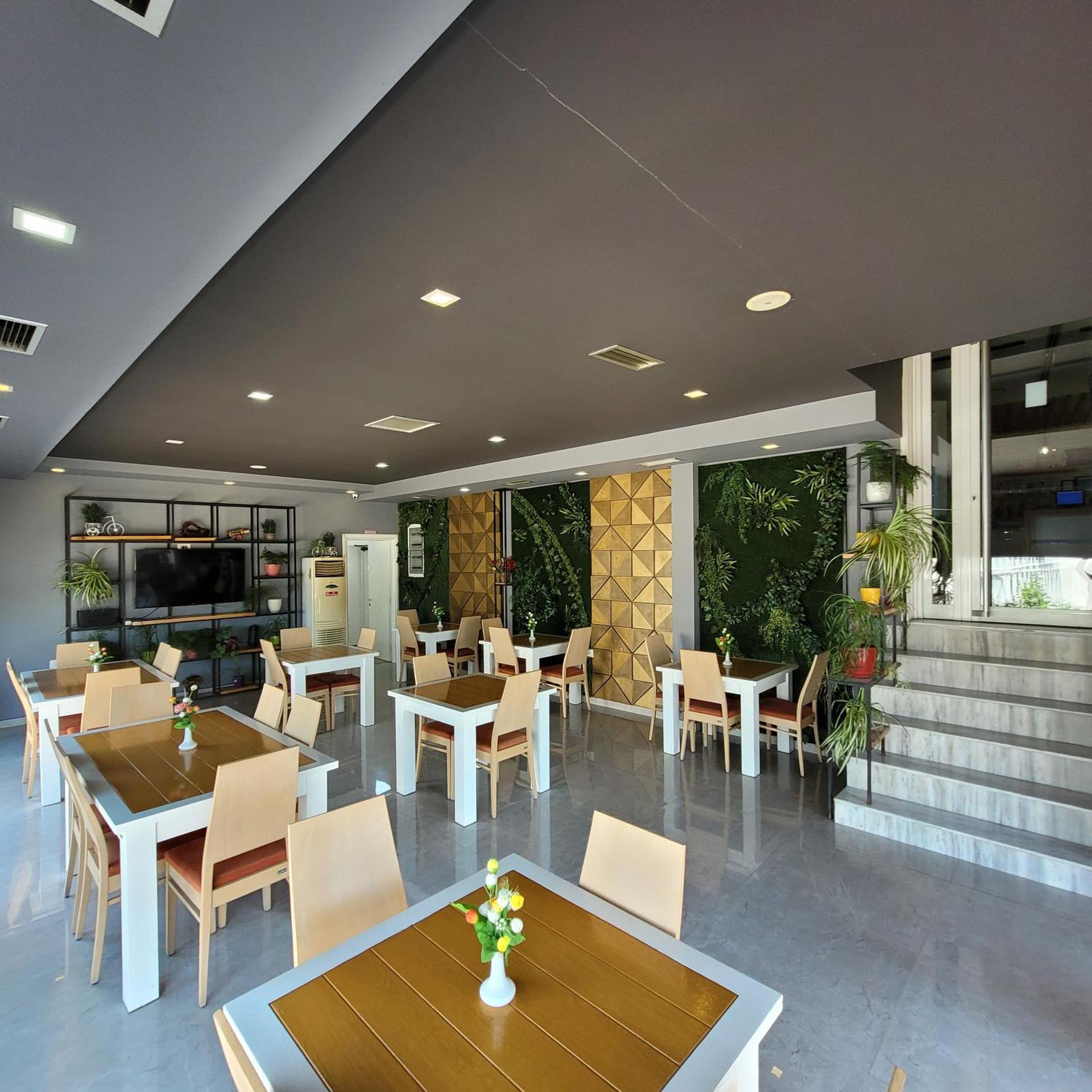 Hotel Erandi - Photo 18