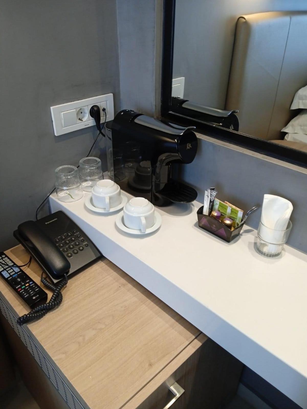 Hotel Avra by Smile hotels - Free Airport Shuttle - Photo 9