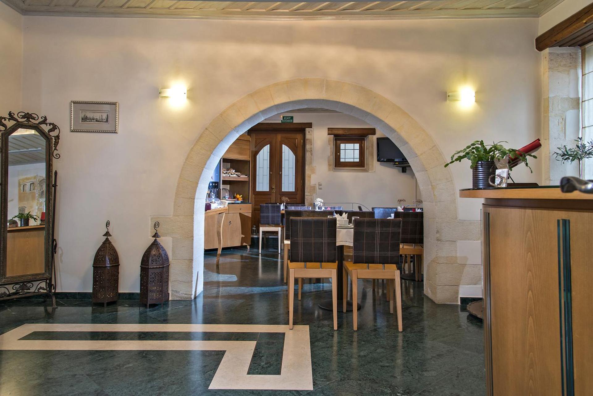 Ionas Boutique Hotel - Photo 76