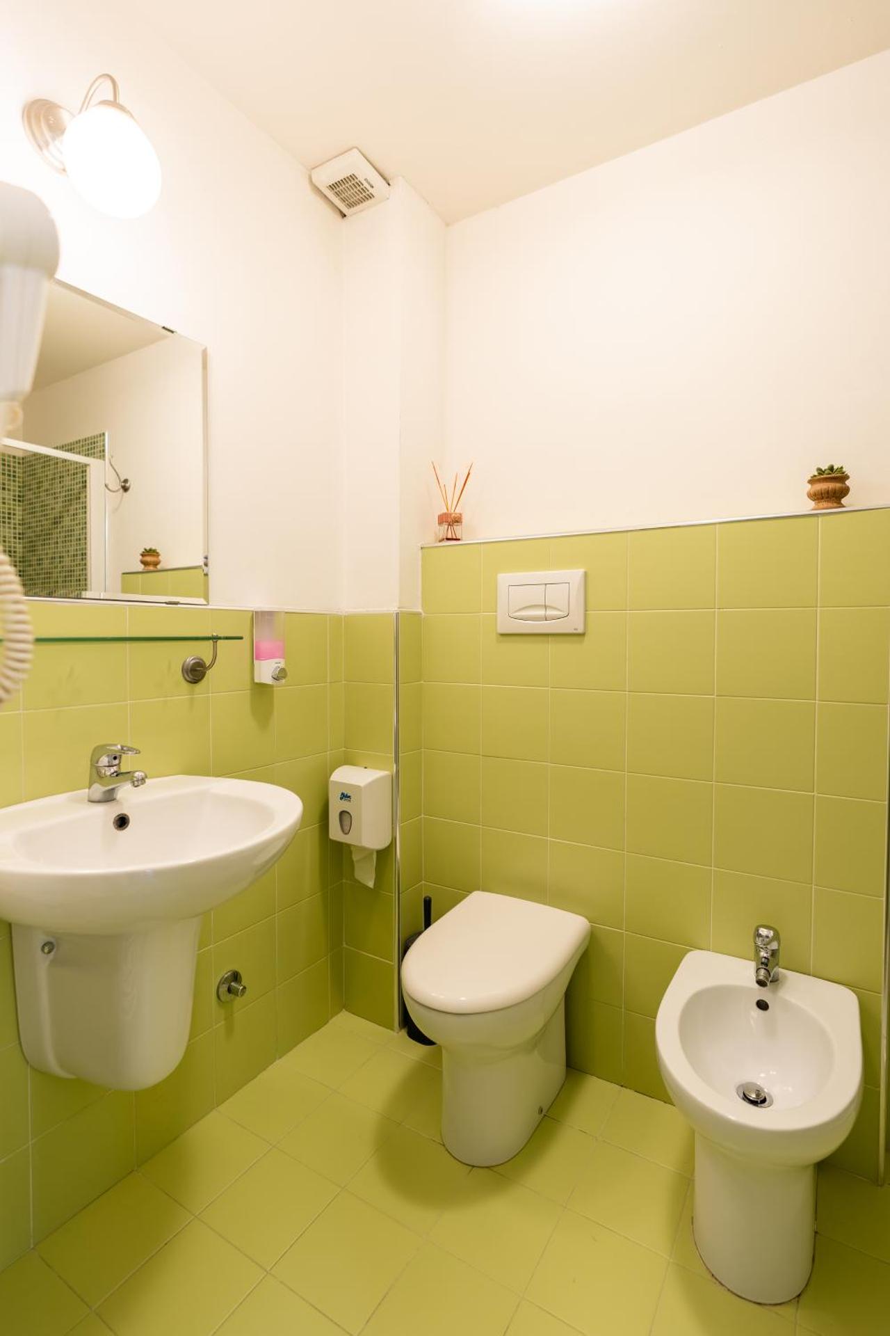 GG8 Hotel & Suite SPA - Photo 4