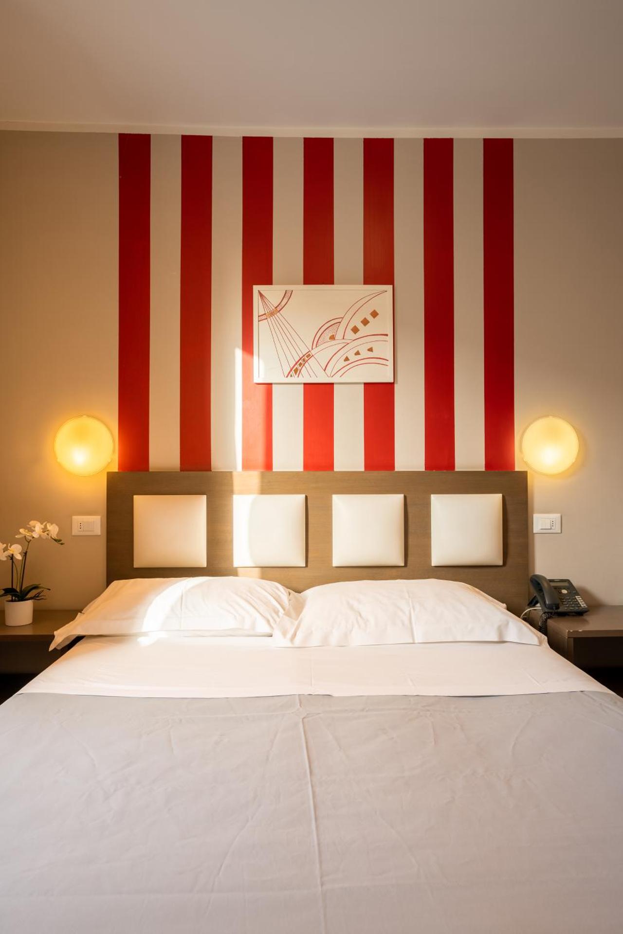 GG8 Hotel & Suite SPA - Photo 27