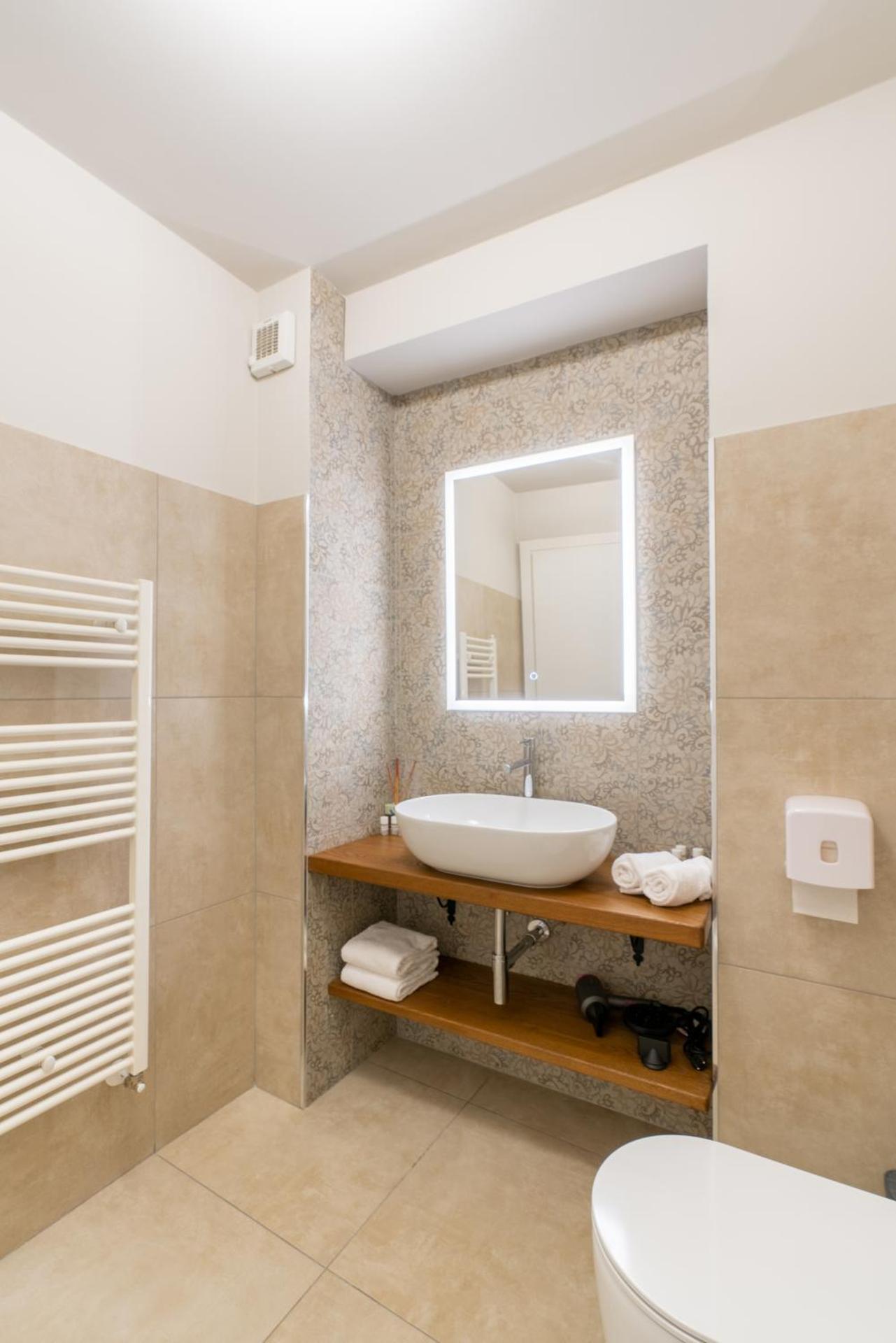 GG8 Hotel & Suite SPA - Photo 38