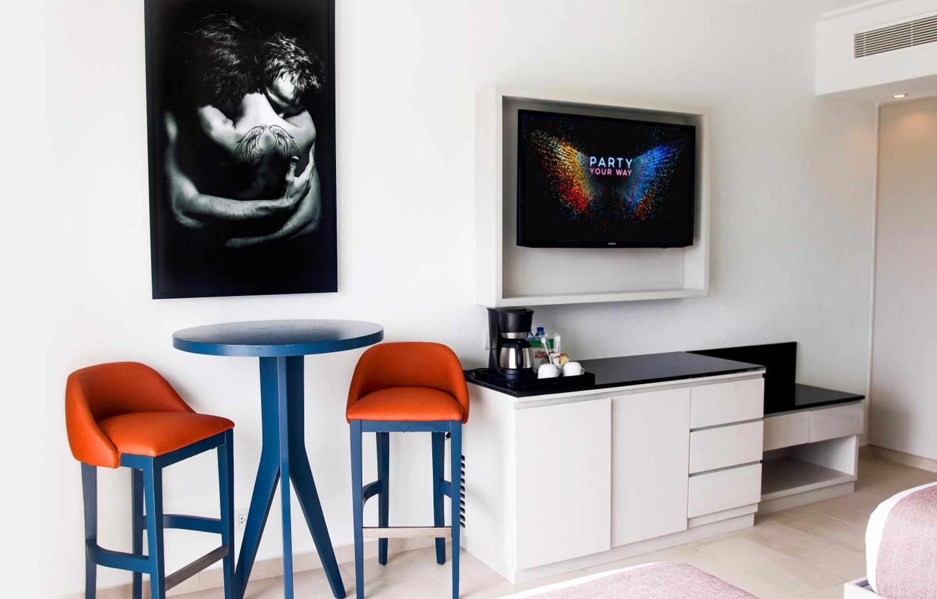 Royalton CHIC Punta Cana, An Autograph Collection All-Inclusive Resort & Casino, Adults Only - Photo 14