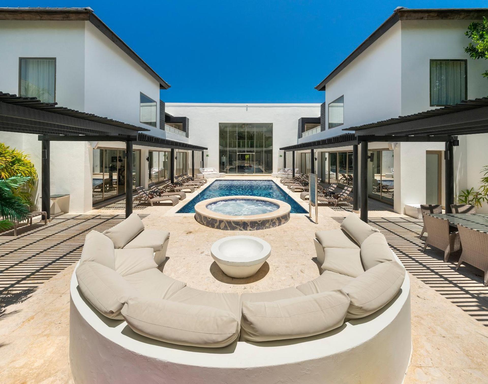 Royalton CHIC Punta Cana, An Autograph Collection All-Inclusive Resort & Casino, Adults Only - Photo 54