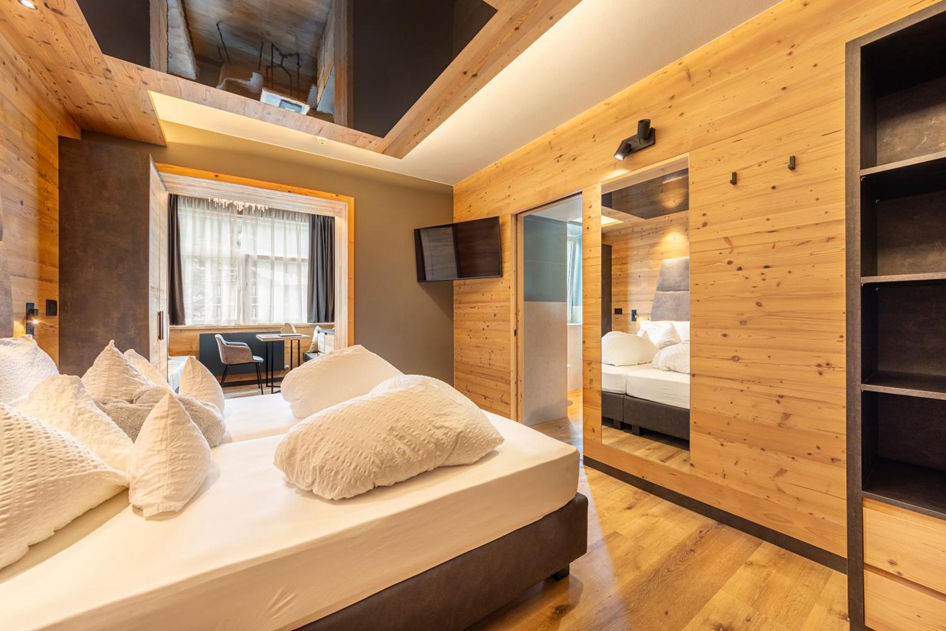 Hotel Faloria - Photo 41